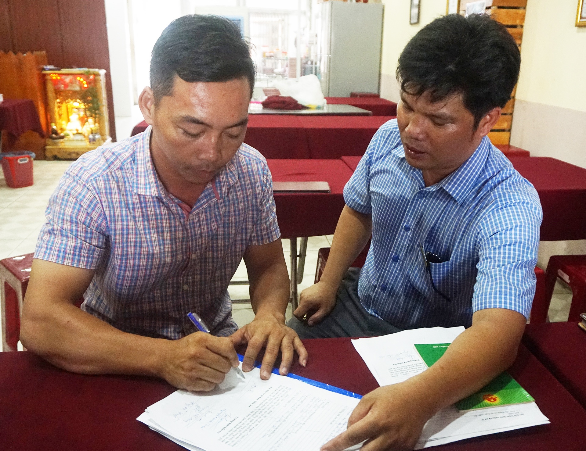 Luc luong chuc nang kiem tra quan com ga tai Da nang hinh anh