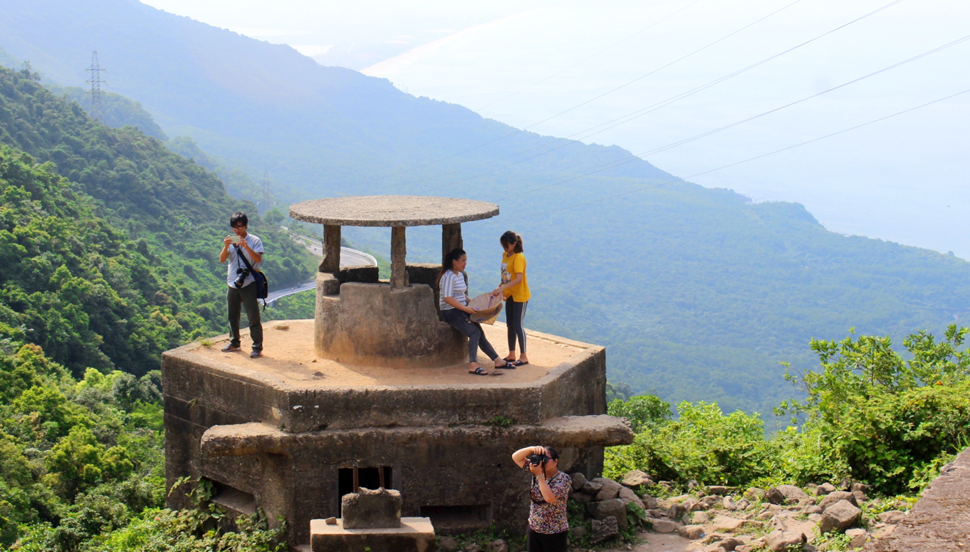 Hai Van Quan duoc cong nhan di tich quoc gia sau nhieu nam hoang phe hinh anh