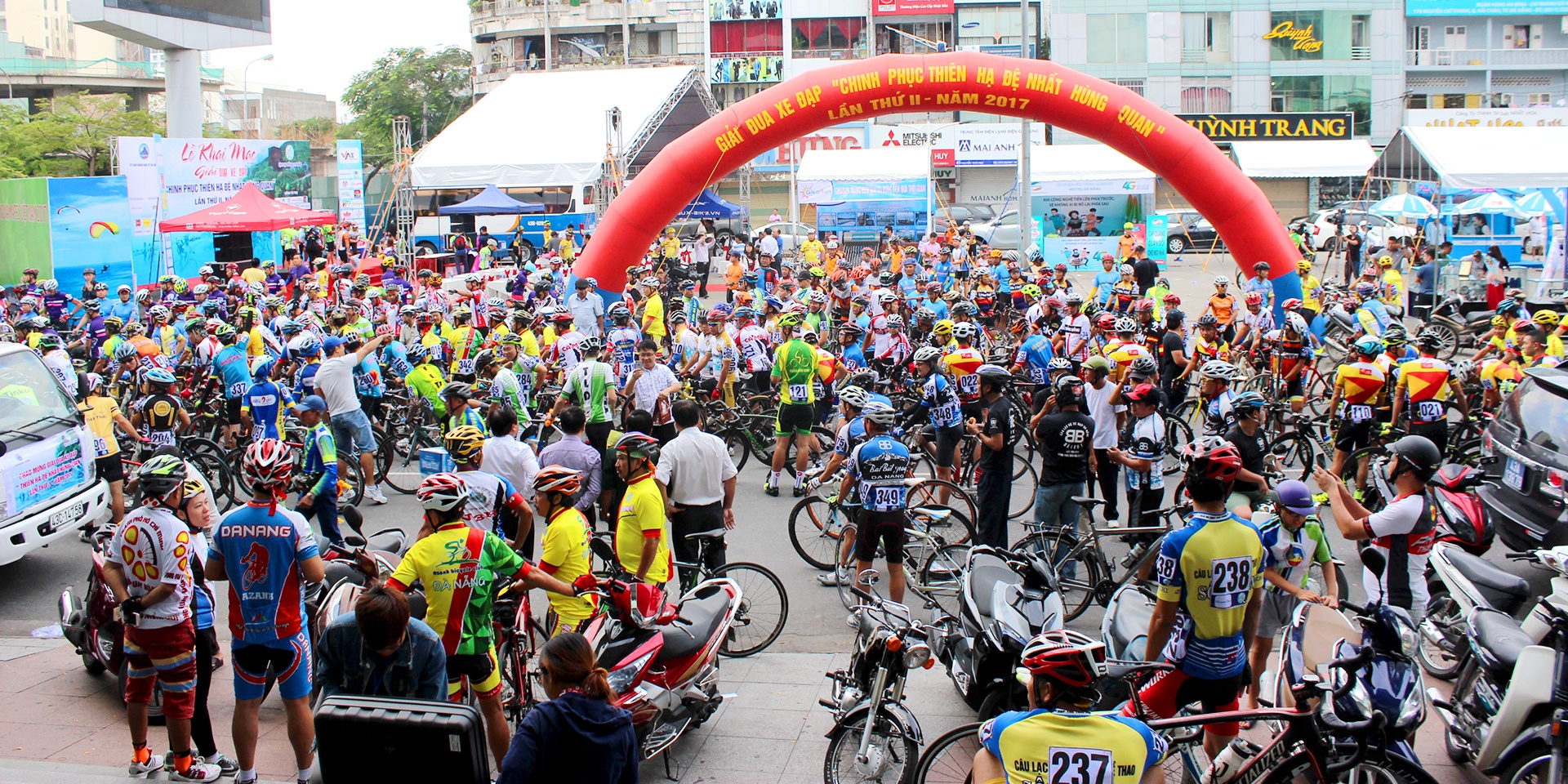 Khoi tranh giai dua xe dap o Da Nang anh 2