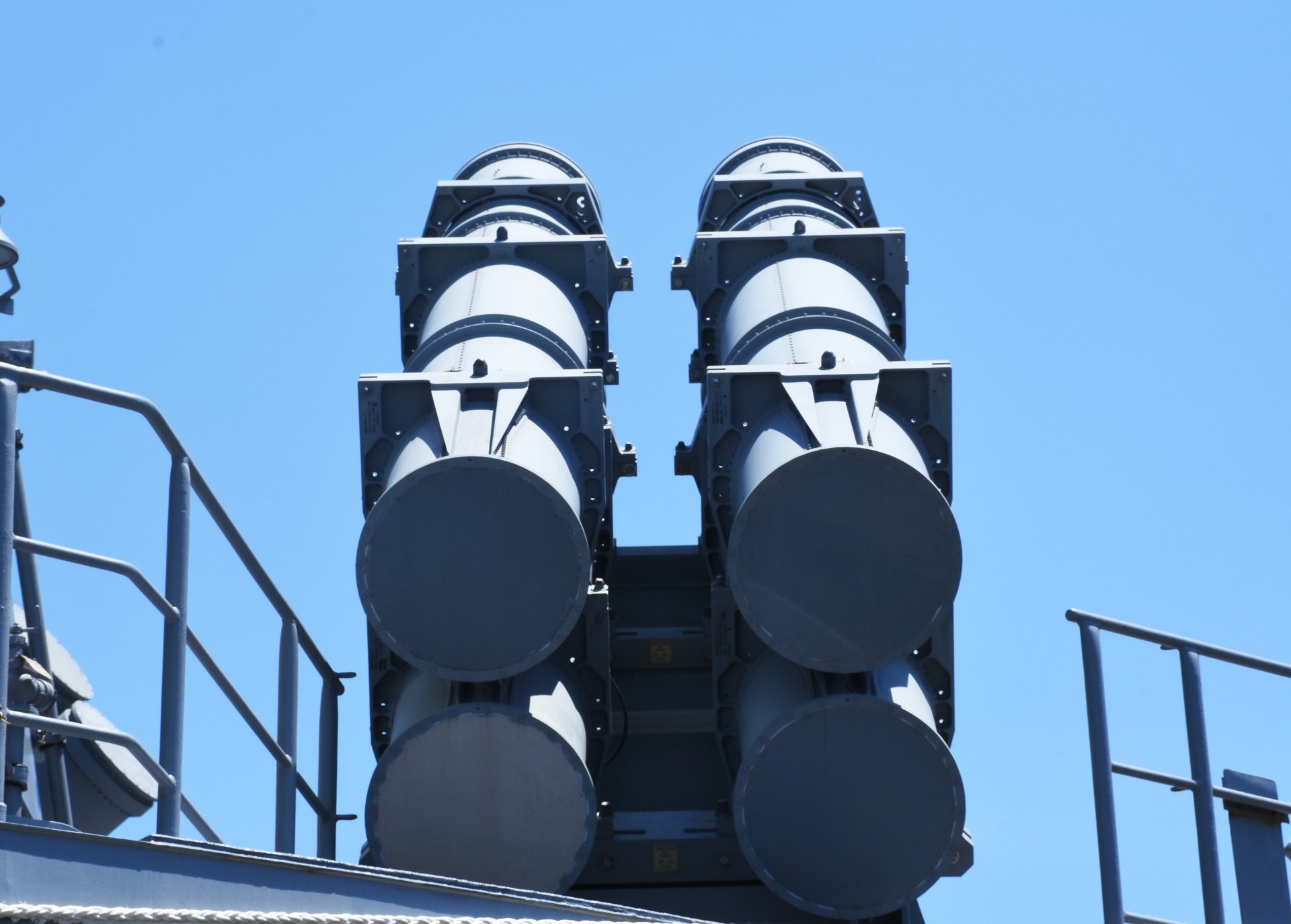 Tau chien hai quan Australia tham Da Nang anh 8