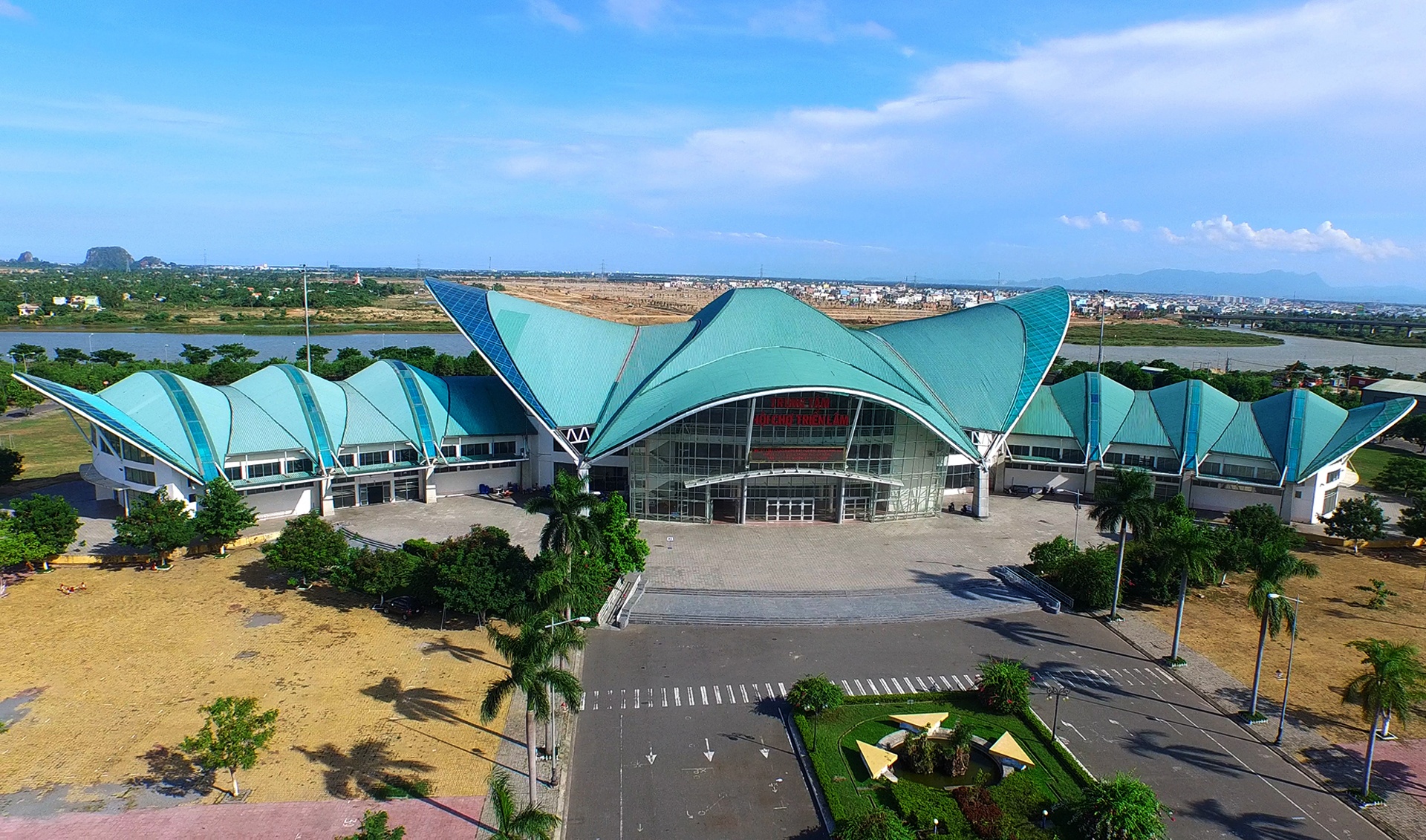 Trung tam bao chi phuc vu APEC anh 1