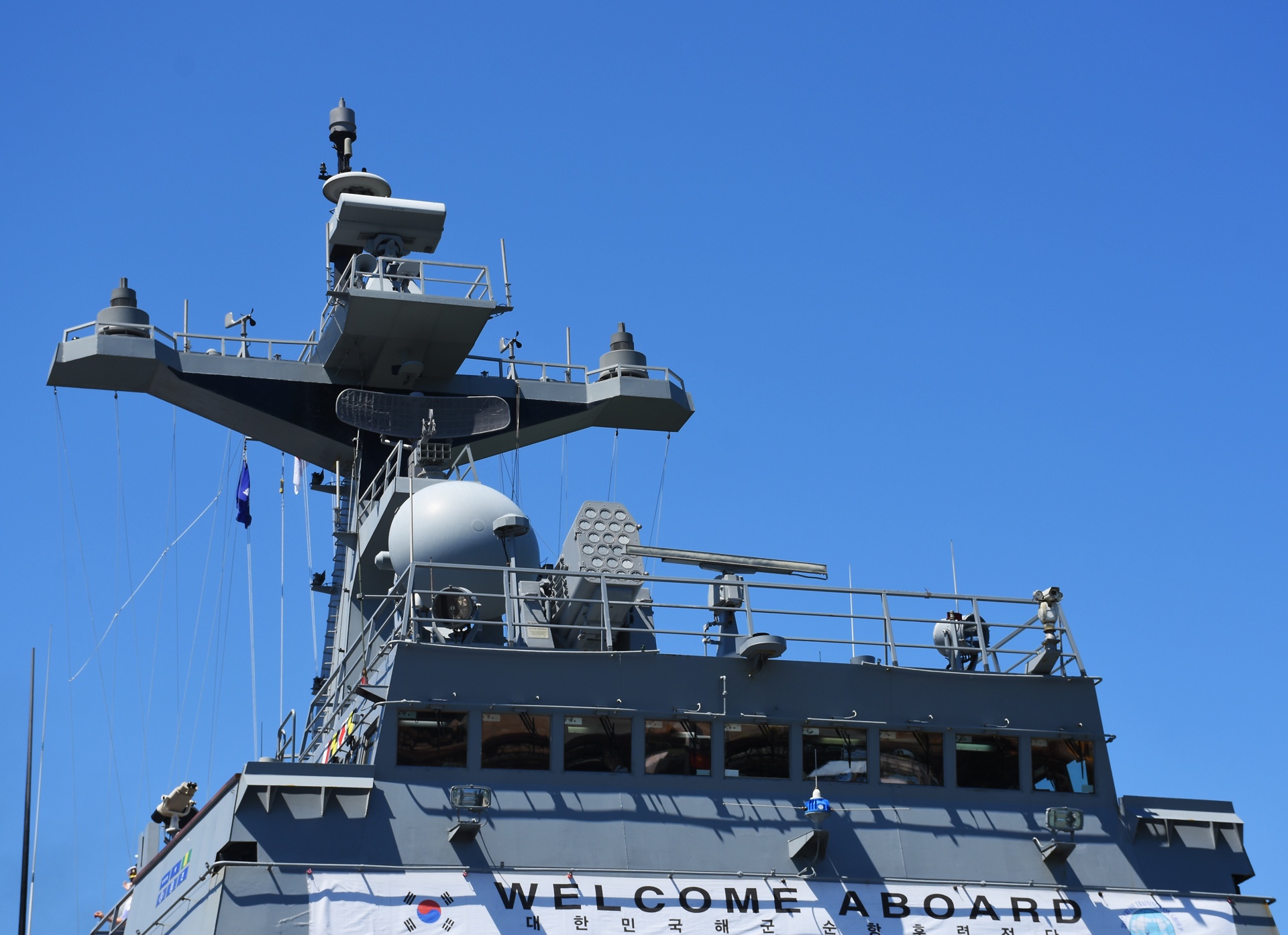 Hai tau chien ten lua cua hai quan Han Quoc den Da Nang anh 3