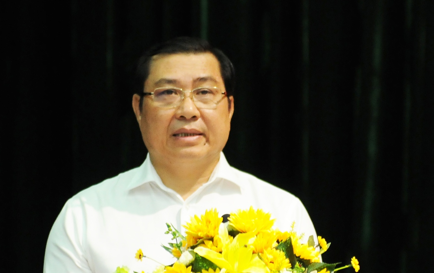 Chu tich TP Da Nang: 'Khong ban tan chuyen lanh dao ai o, ai di' hinh anh