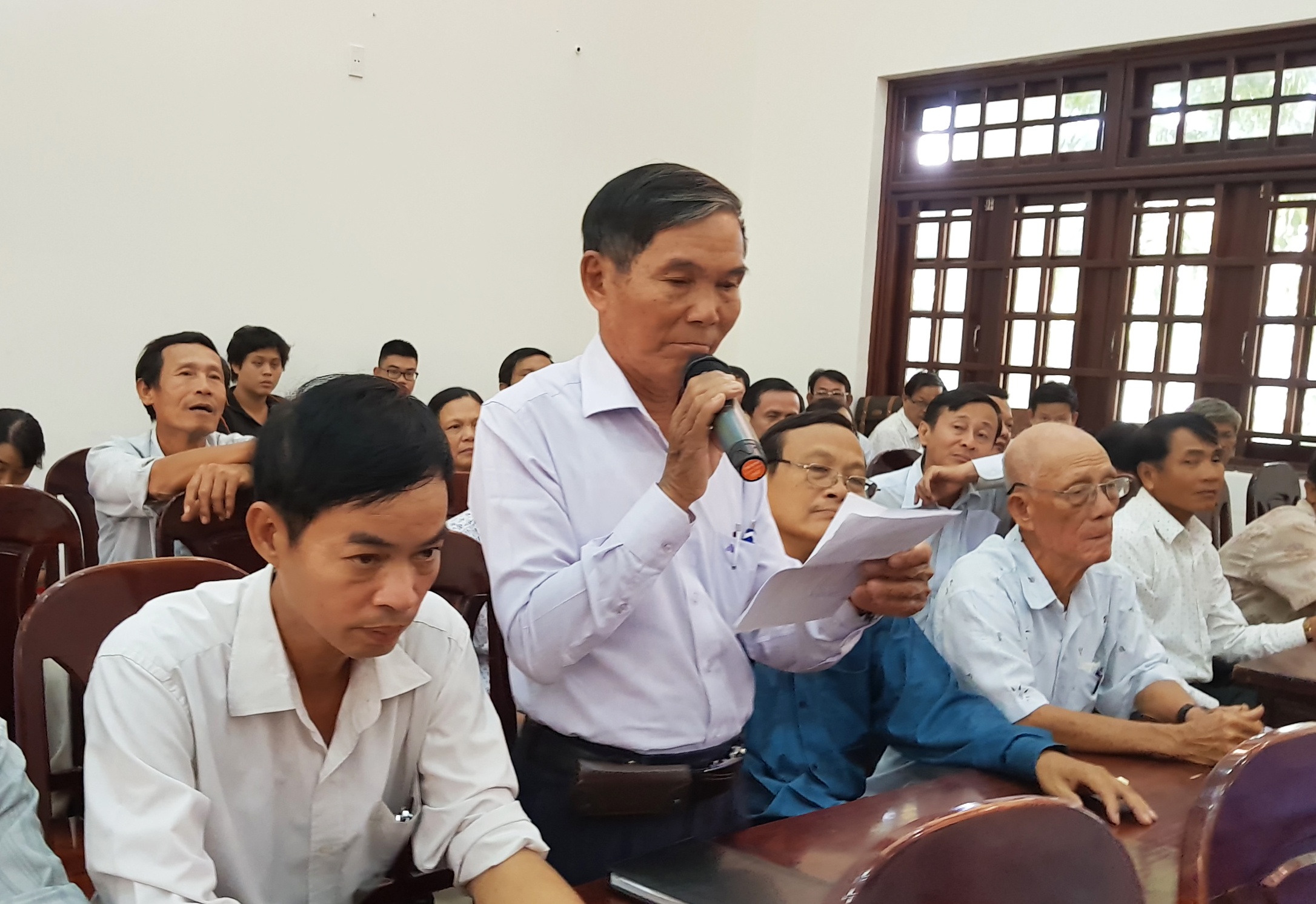 Cu tri chat van ve viec dao xoi Son Tra anh 2