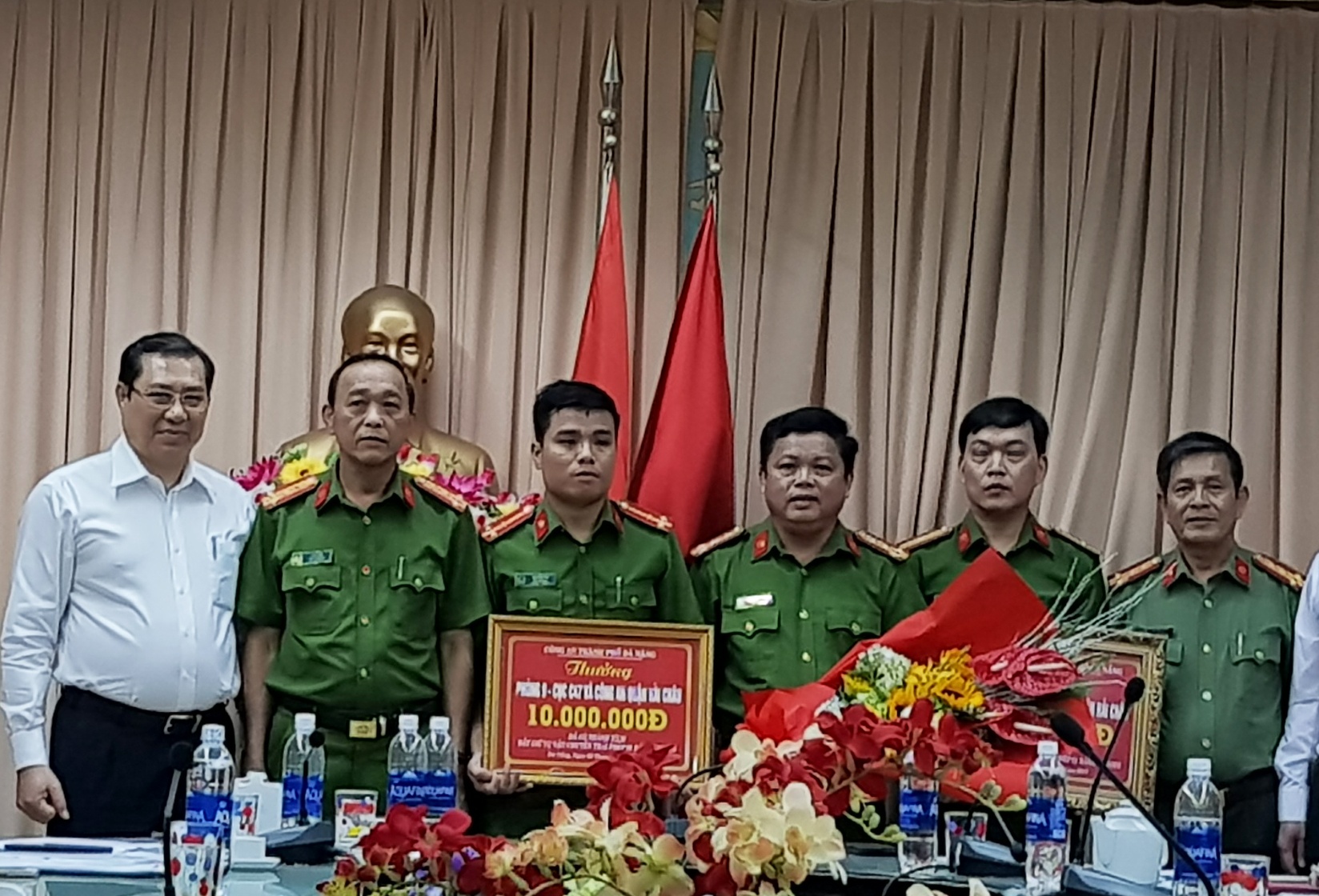 Công an Đà Nẵng phá vụ án ma túy lớn ảnh 1 Cong an Da Nang pha vu an ma tuy lon anh 1