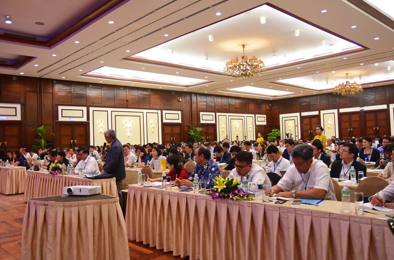 Doan tien tram cua 20 nen kinh te thanh vien APEC den Da Nang hinh anh