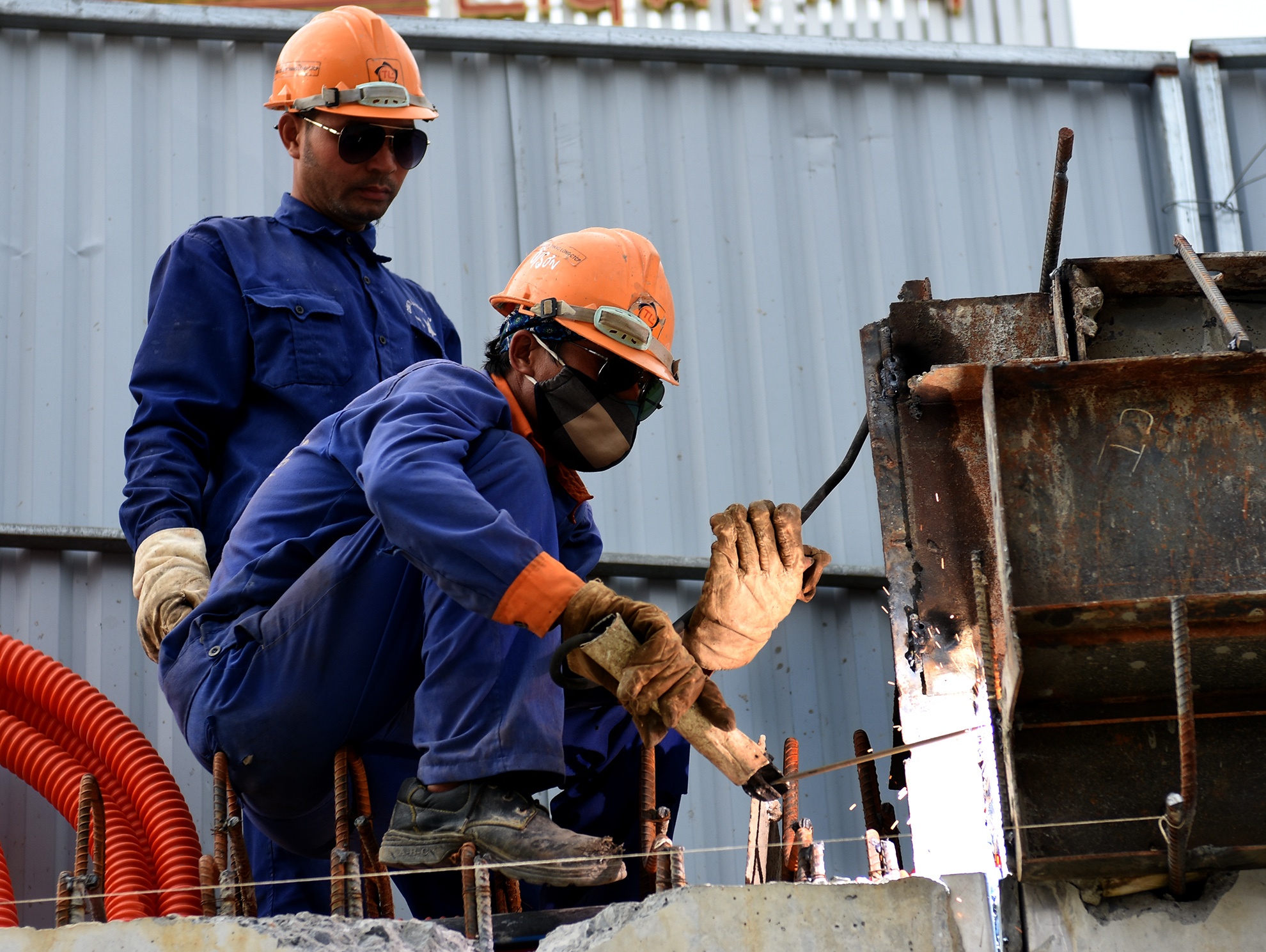 Da Nang cam ket hoan thanh ham chui hon 110 ty truoc APEC hinh anh