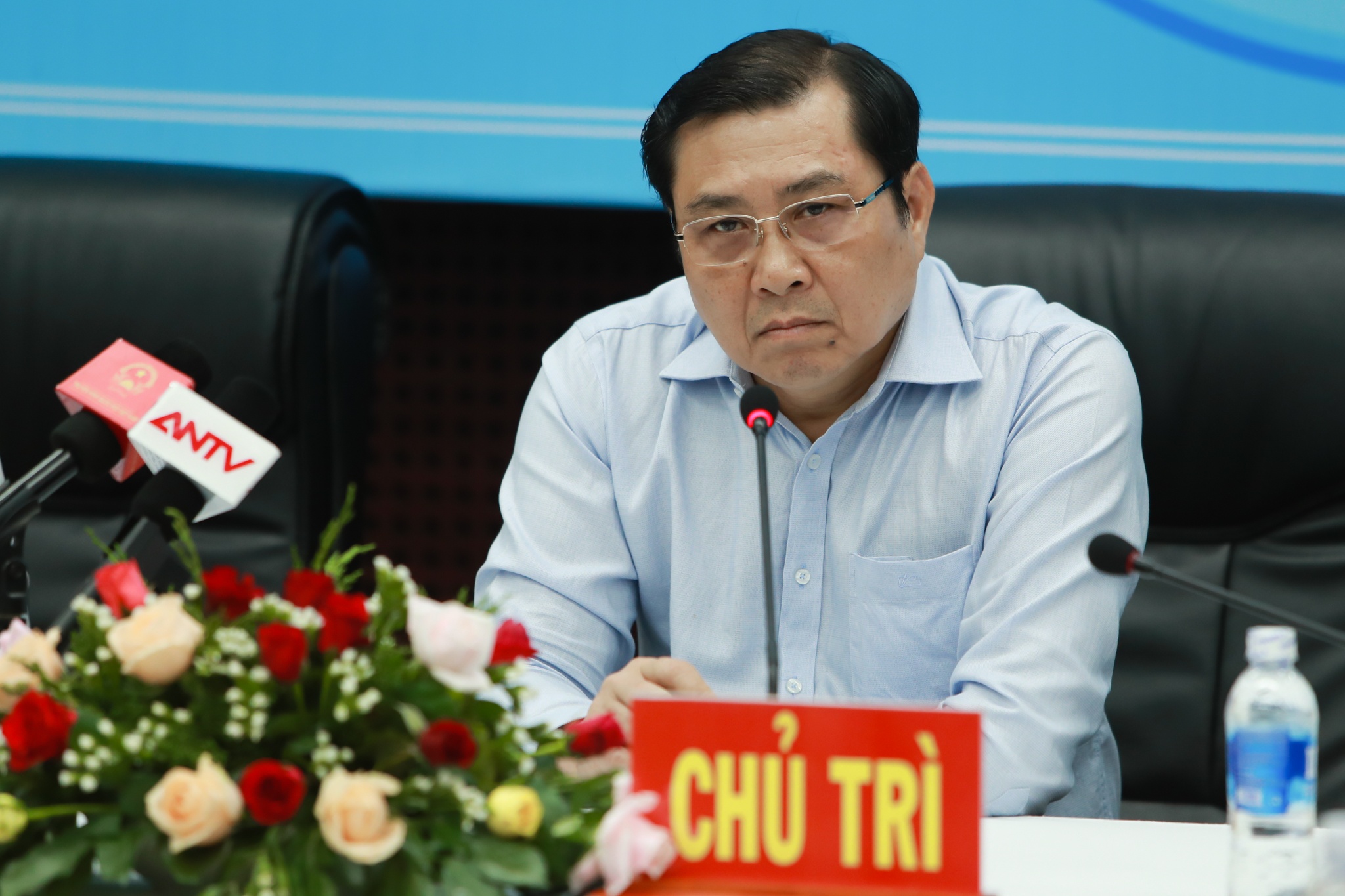 Da Nang dang xem xet chuc vu cua ong Nguyen Xuan Anh hinh anh