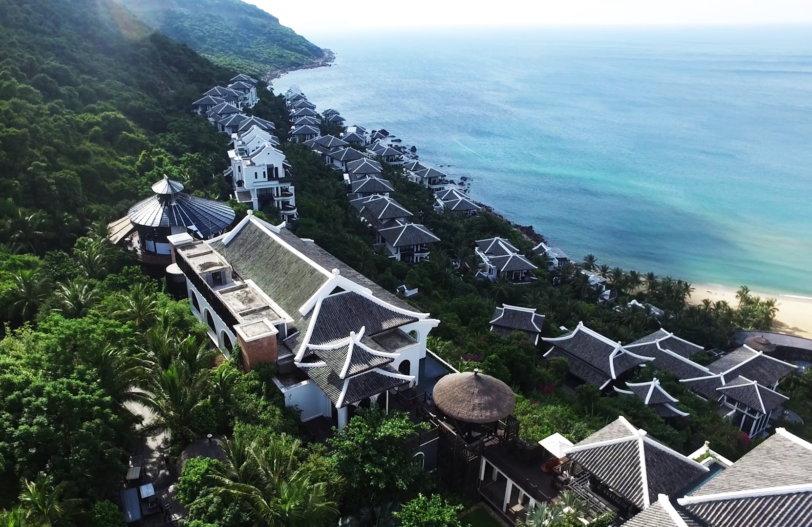 Da Nang dep long lay trong video quang ba dip APEC hinh anh