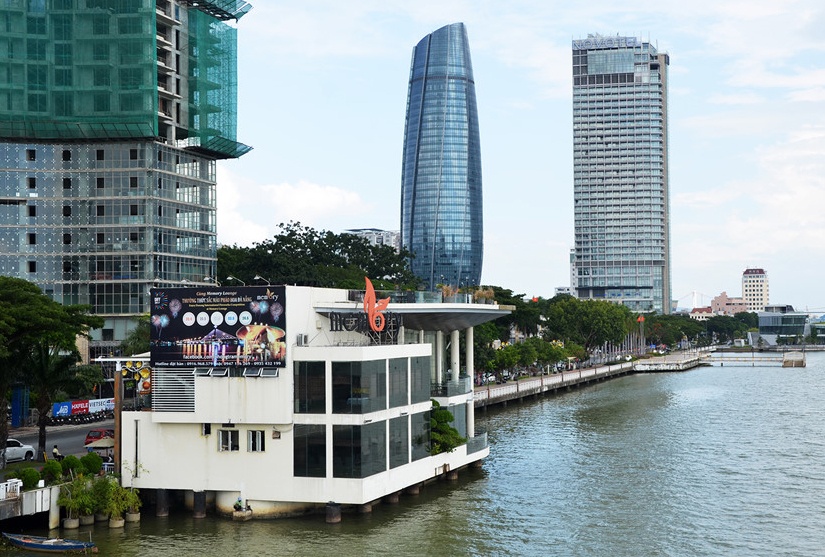 Chinh quyen Da Nang lam sai, doanh nghiep ganh hau qua? hinh anh