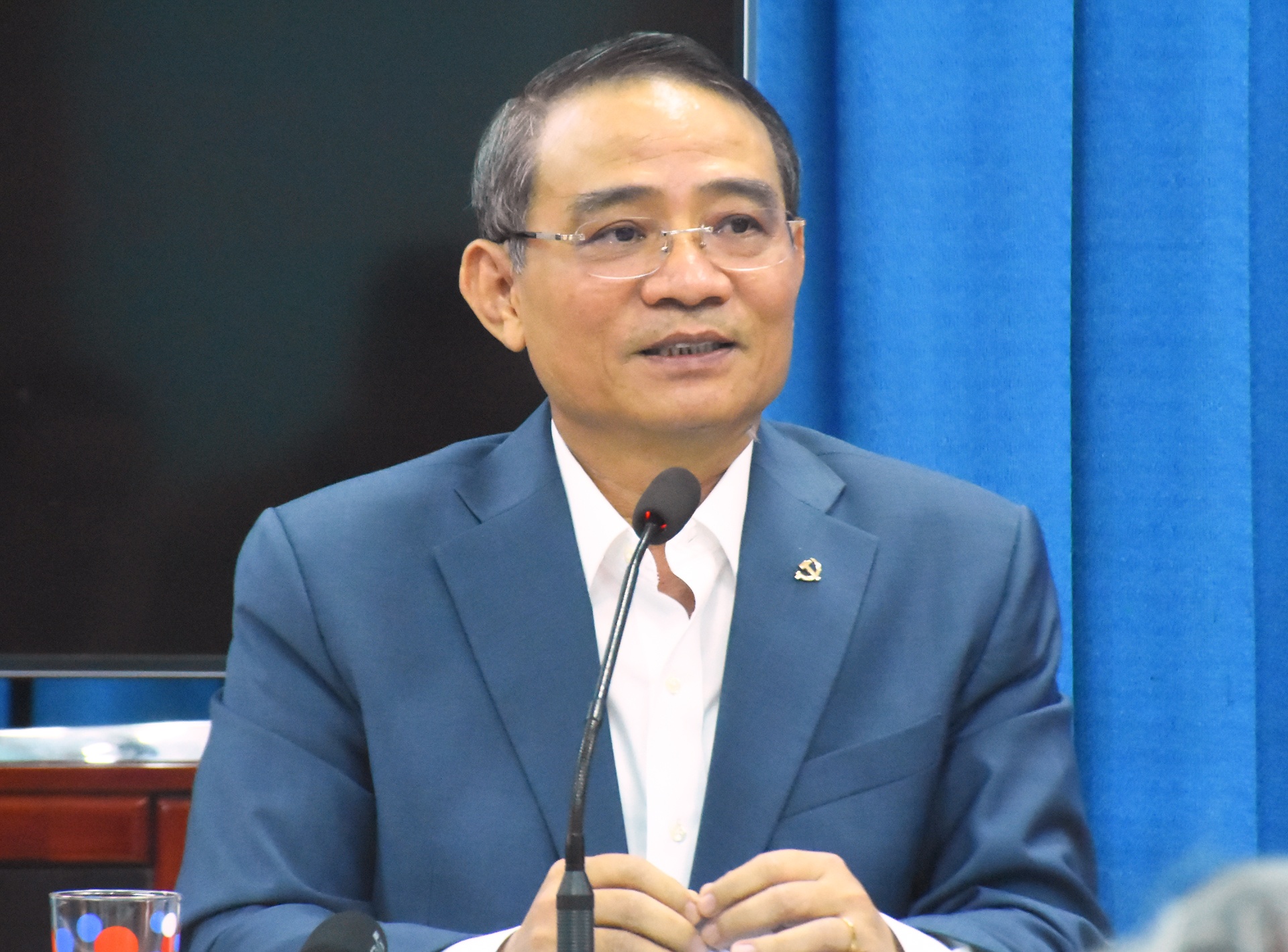 Bi thu Da Nang: 'Phai de danh tru so cong cho nguoi dan' hinh anh