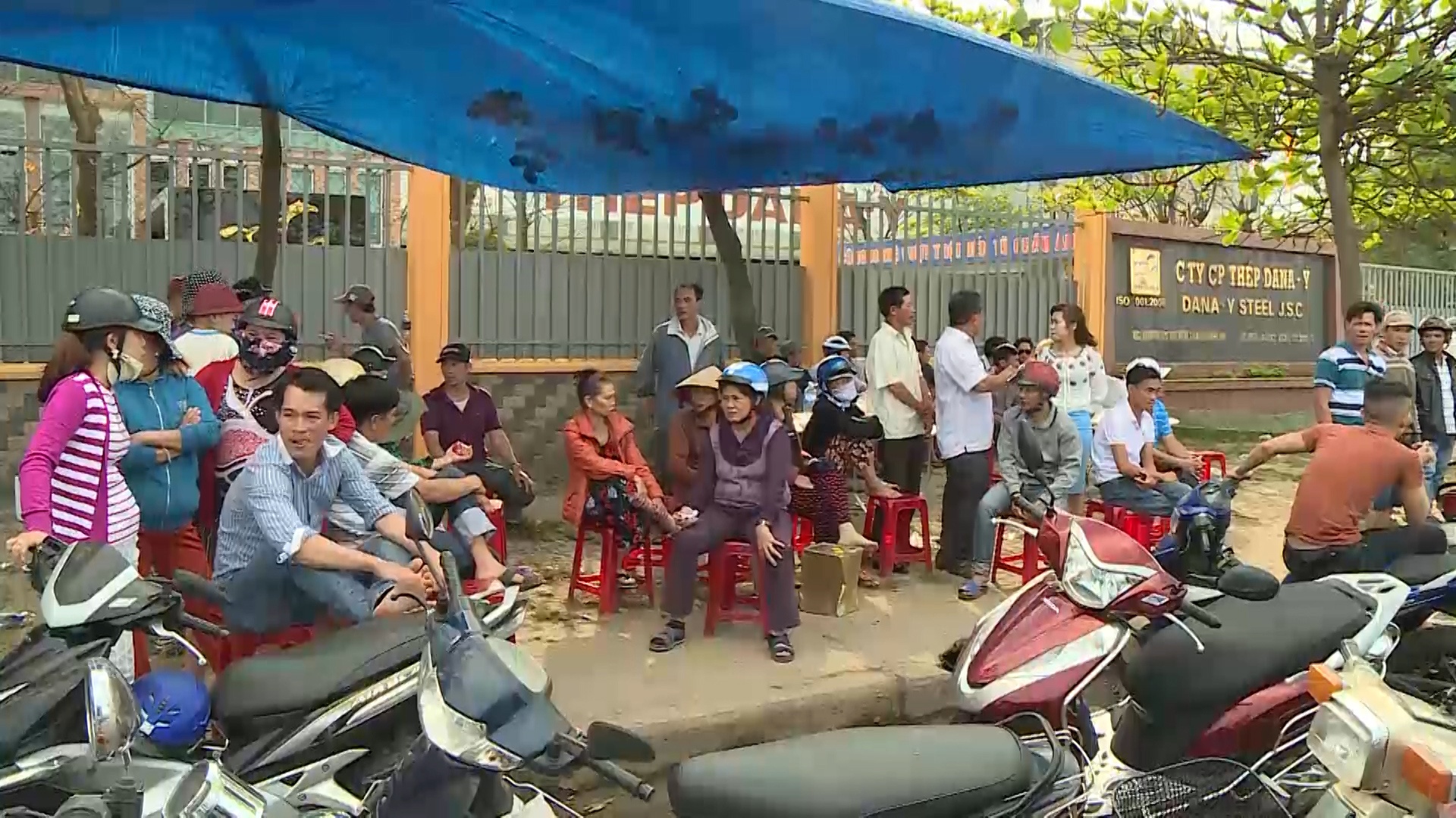 Nhà máy thép gây ô nhiễm ảnh 2 Nha may thep gay o nhiem anh 2