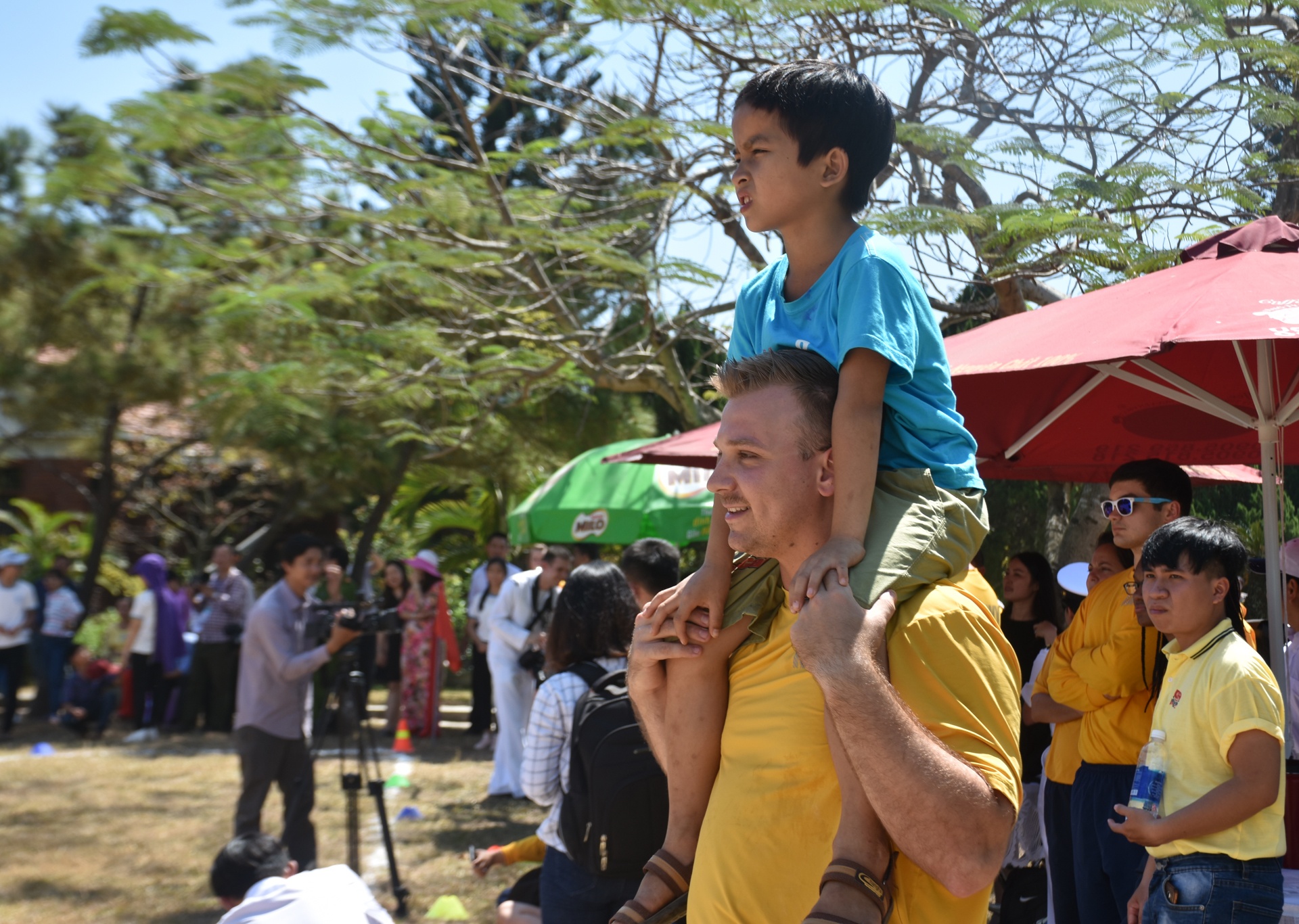 Hai quan My tham Da Nang anh 8