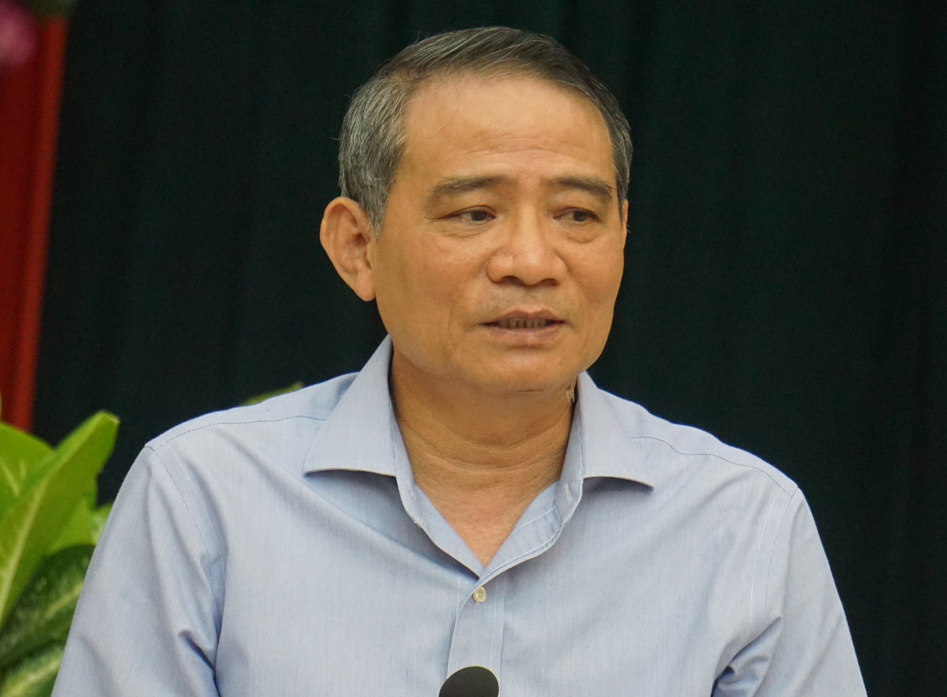 Bi thu Da Nang:  ‘Mot so can bo can thiep vao xay dung trai phep’ hinh anh