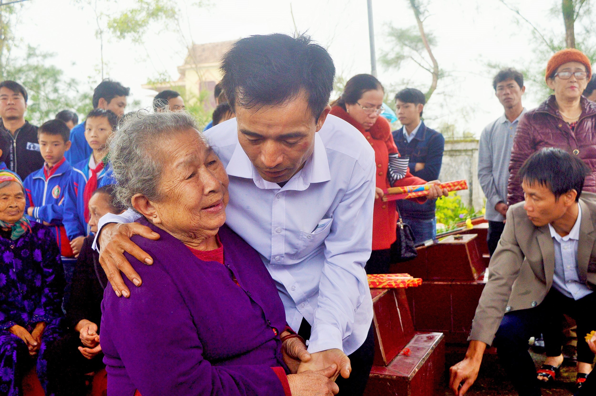 Me liet si Gac Ma: Neu lua chon lai, toi van cho con theo binh nghiep hinh anh