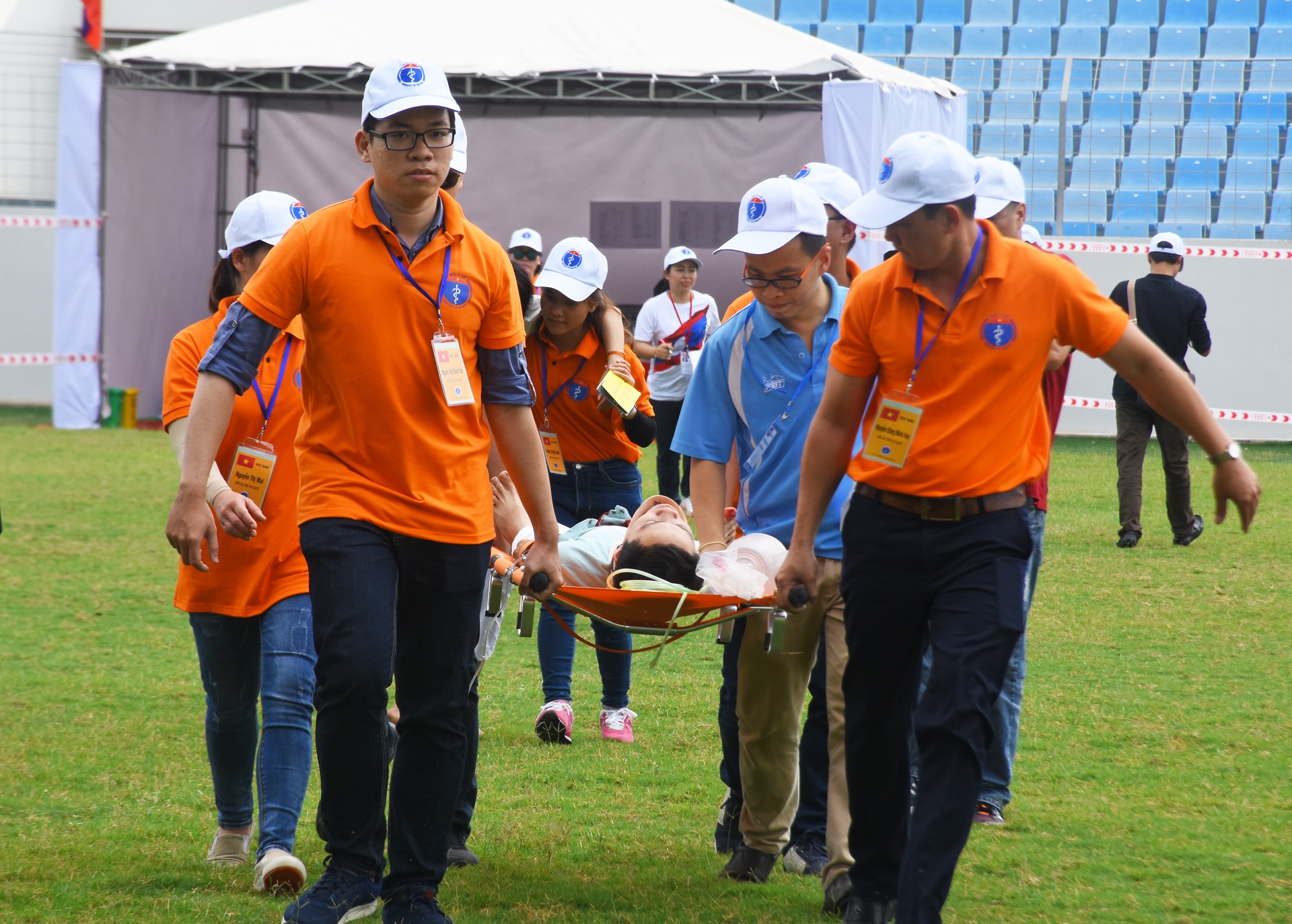 Dien tap ung pho voi tham hoa anh 4