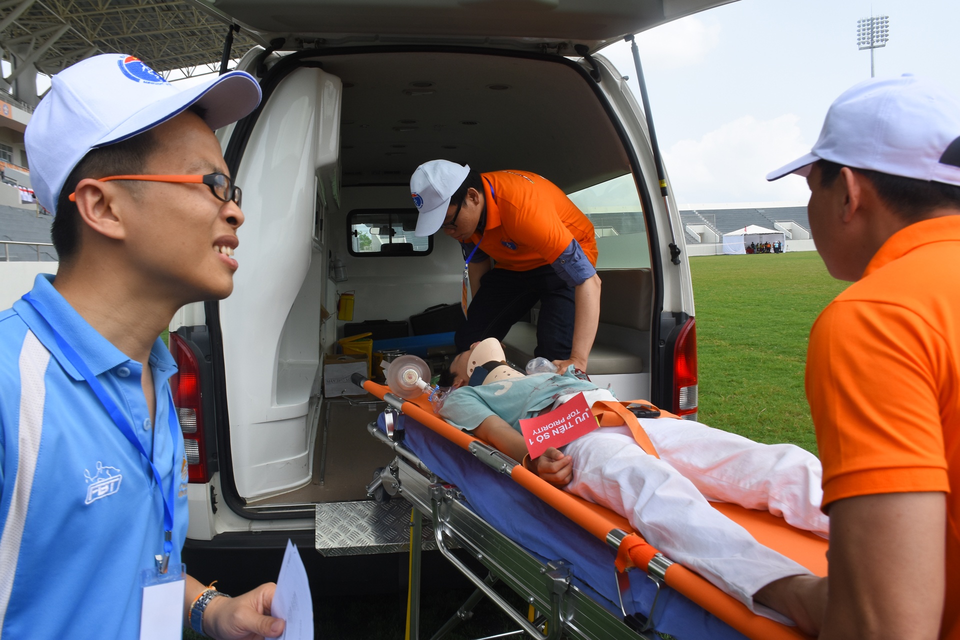 Dien tap ung pho voi tham hoa anh 5