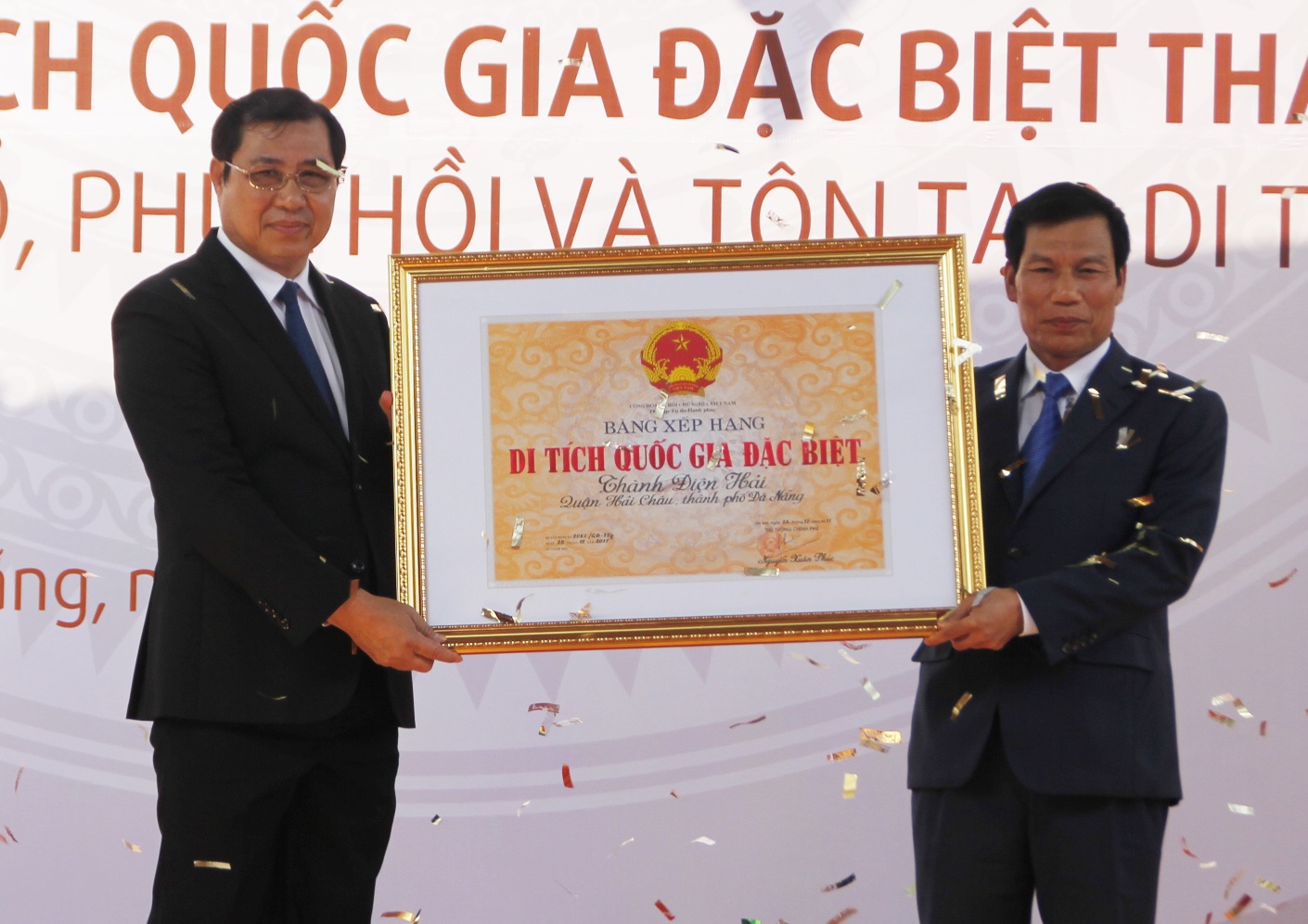 Noi tuong Nguyen Tri Phuong dong quan thanh di tich quoc gia dac biet hinh anh