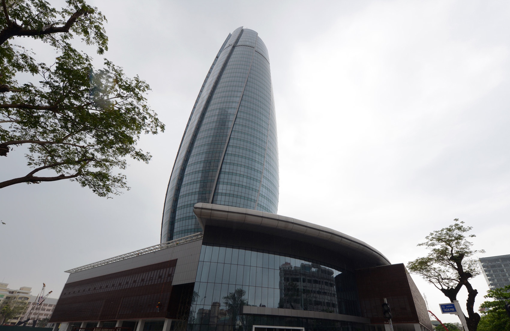 Da Nang xay trung tam hanh chinh cao 23 tang pham luat Di san? hinh anh