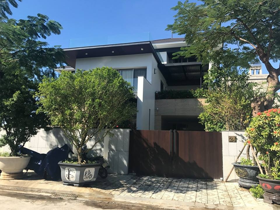 Giam doc Cong an Da Nang nhan nha Vu nhom anh 2