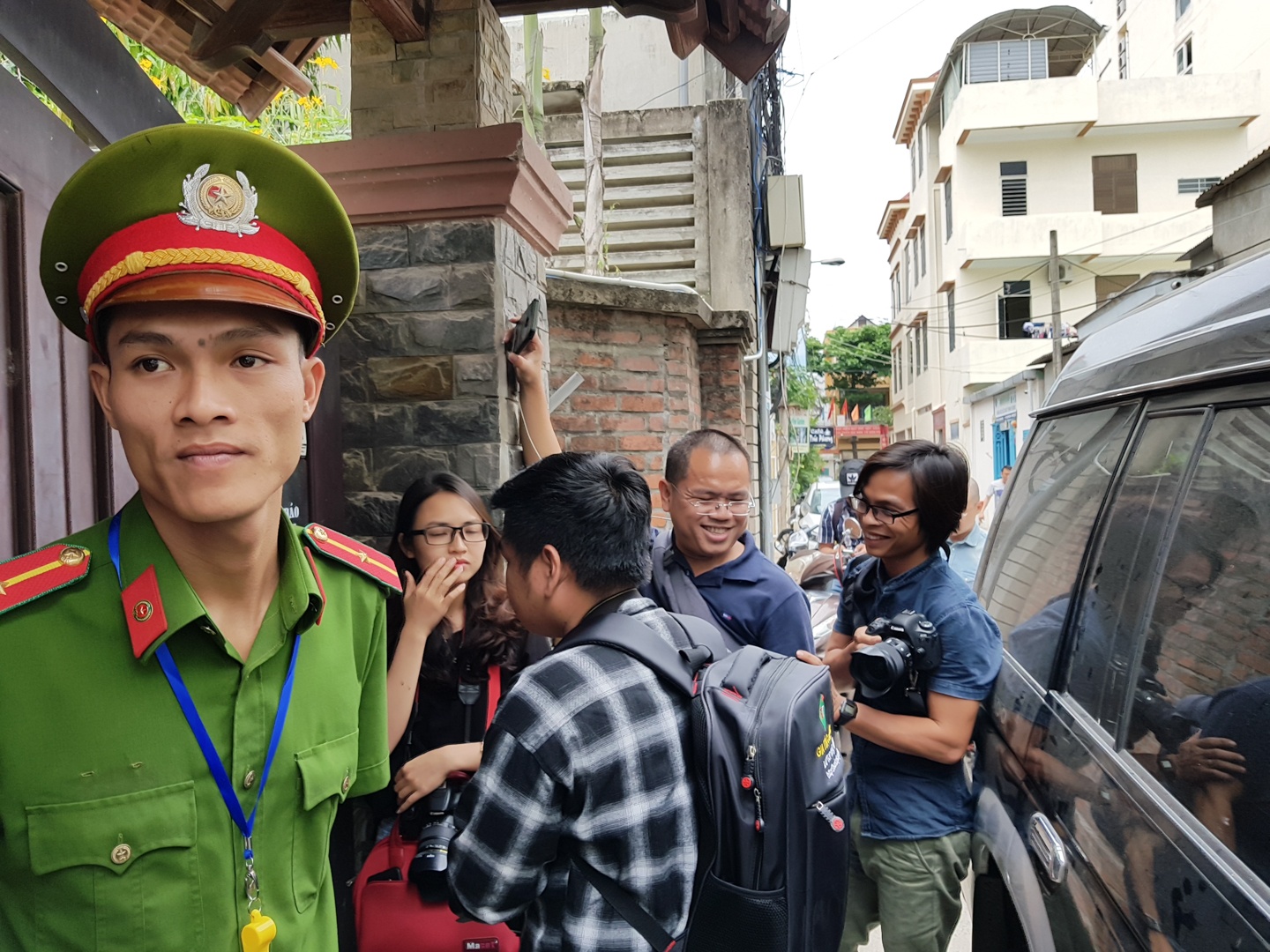 Cung cấp thông tin cho báo chí ảnh 1 Cung cap thong tin cho bao chi anh 1