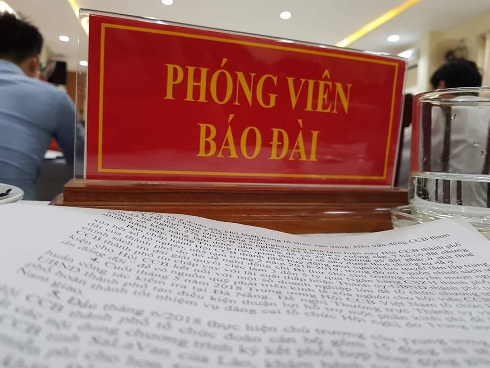 Phong vien gui cau hoi 2 nam chua duoc giam doc so tra loi hinh anh