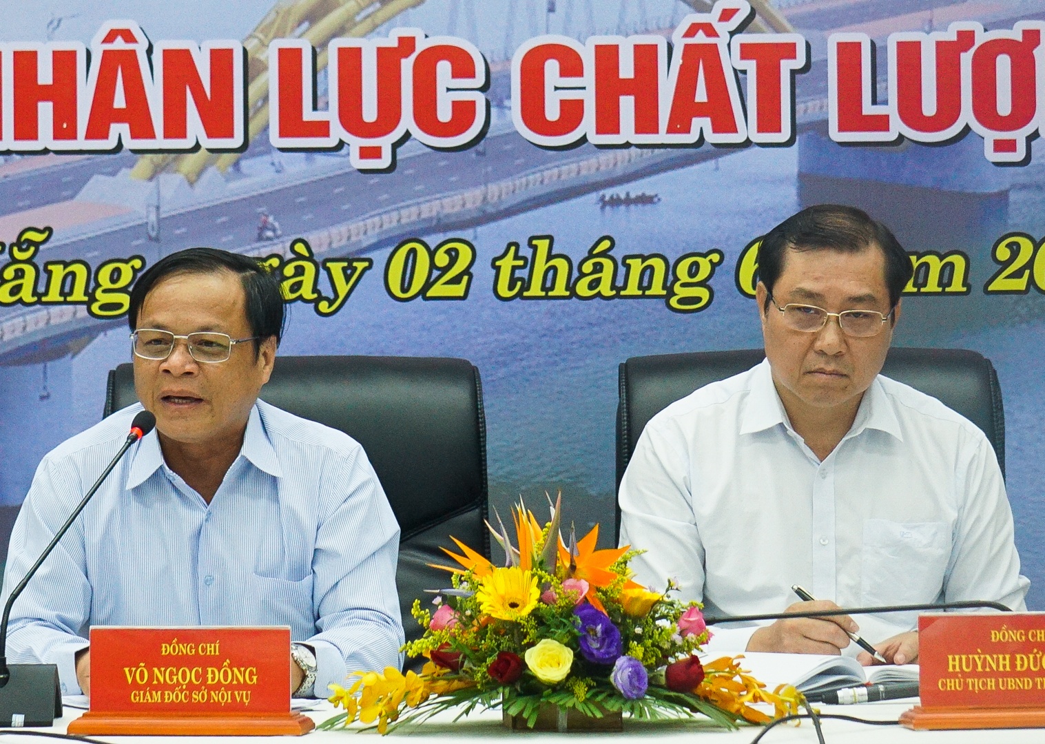 Công chức Đà Nẵng nghỉ việc ảnh 1 Cong chuc Da Nang nghi viec anh 1