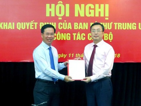 Ong Bui Truong Giang giu chuc Pho truong ban Tuyen giao Trung uong hinh anh