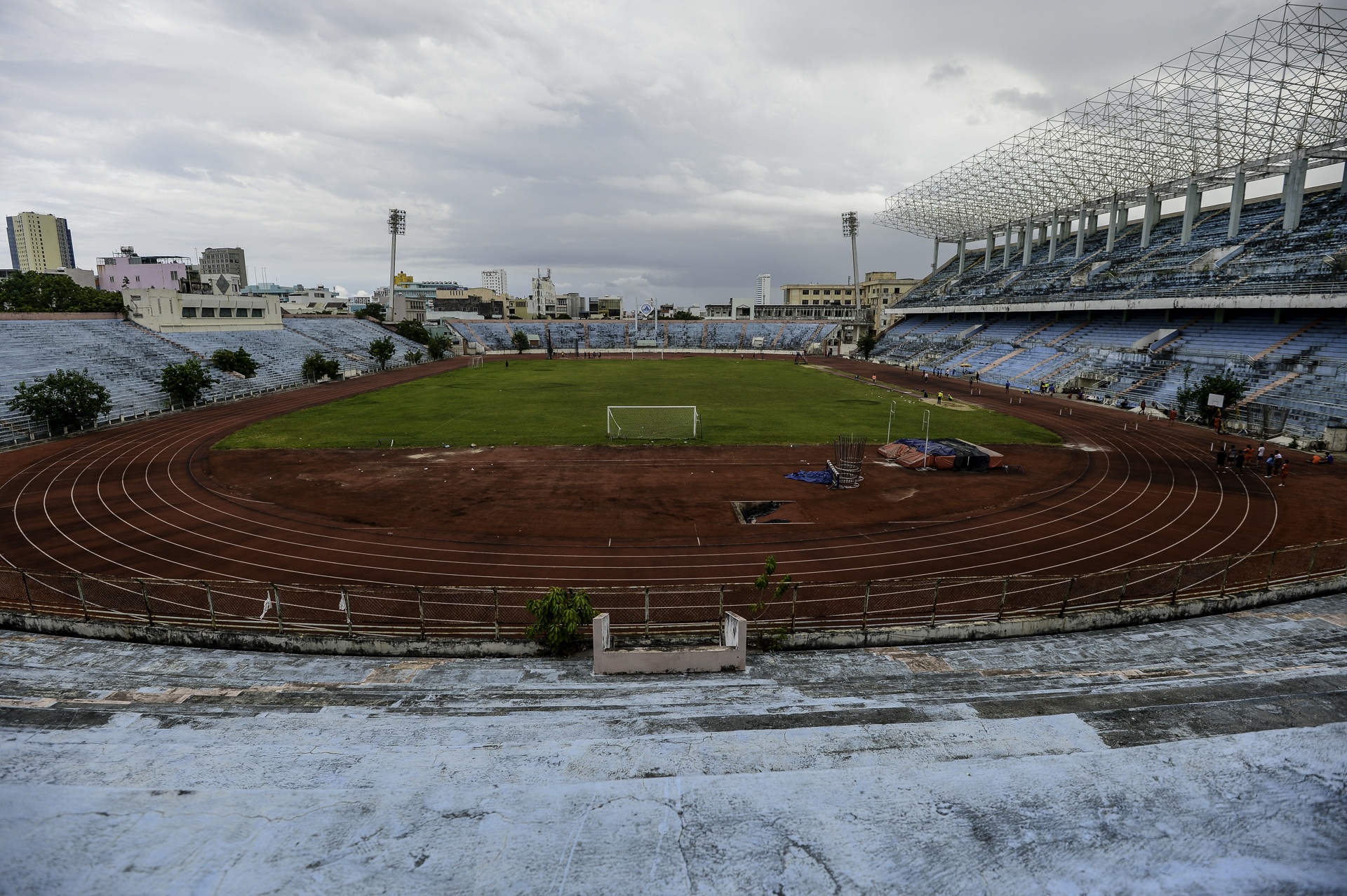 Da Nang chuoc lai san van dong Chi Lang anh 1