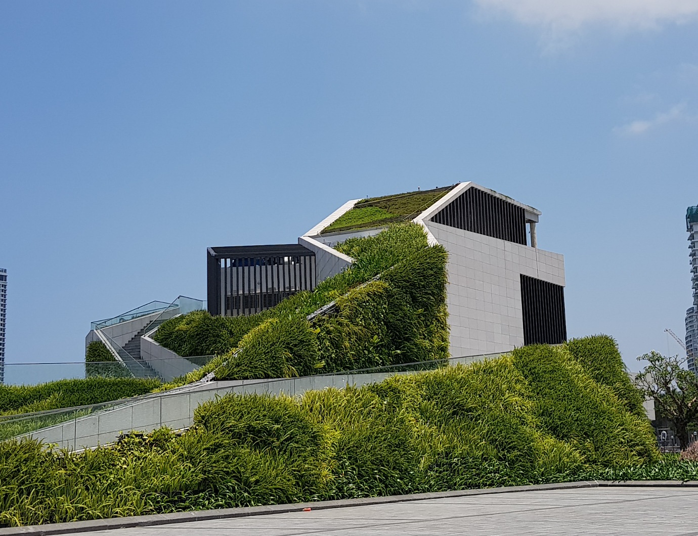 Da Nang thu hoi cac du an treo o khu 'dat vang' de lam bai giu xe hinh anh