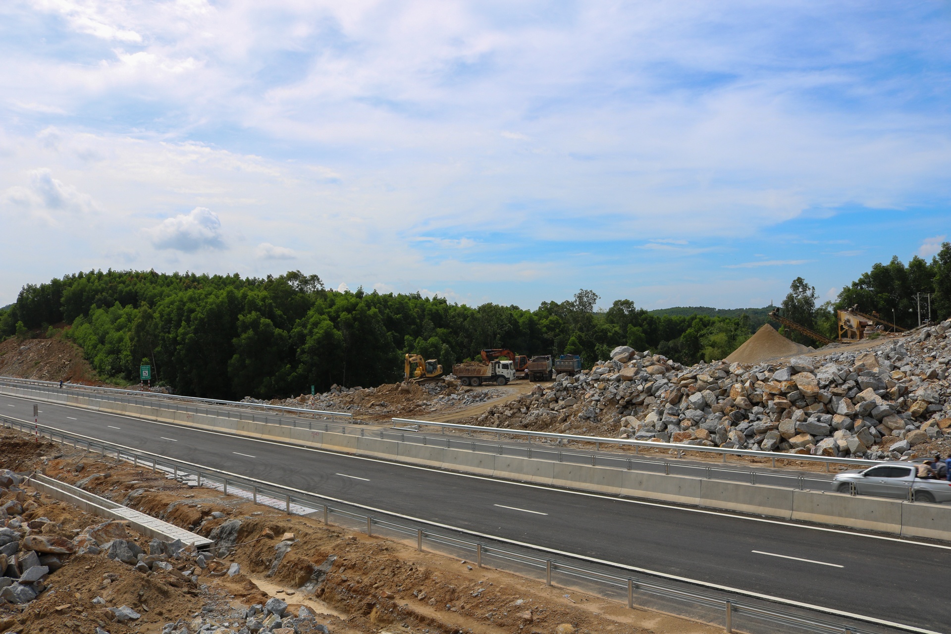 Cao toc Da Nang - Quang Ngai cham tien do anh 3