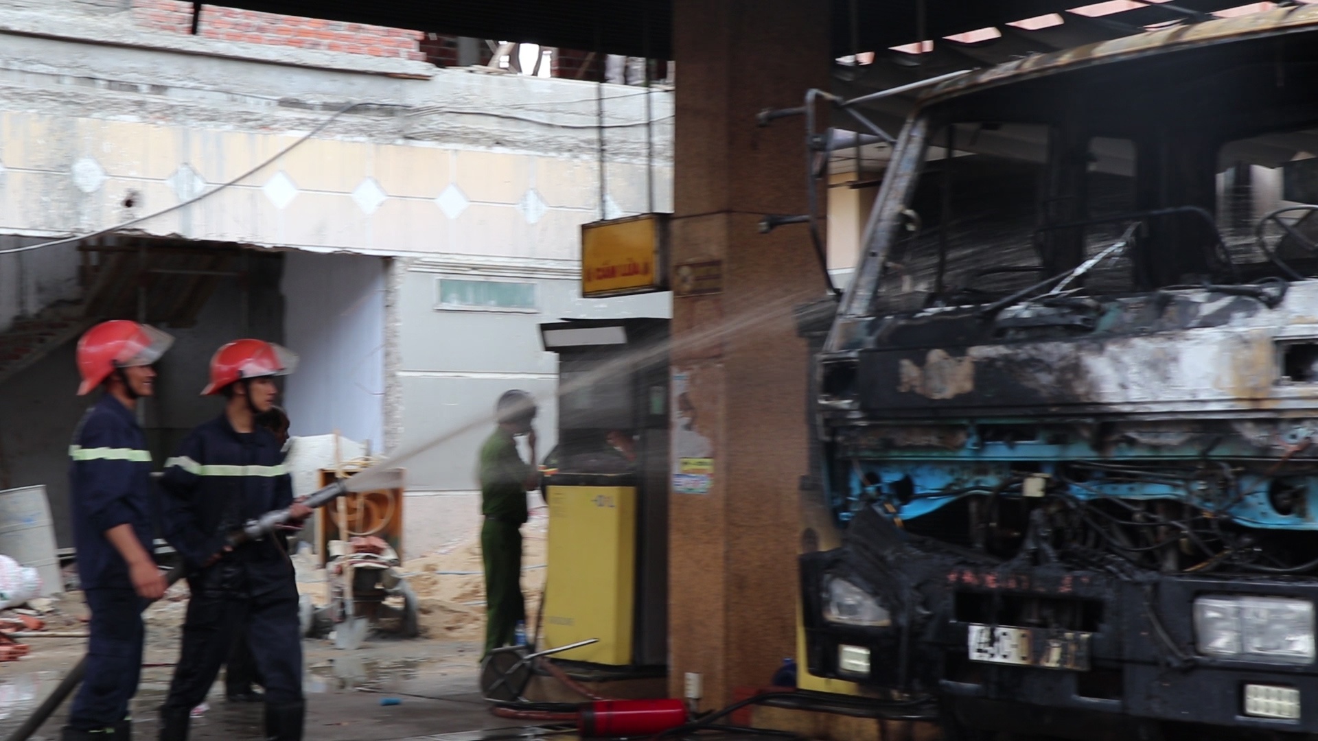 Hien truong vu chay cay xang o Quang Nam hinh anh