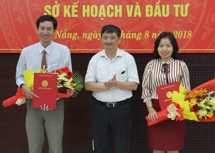 Da Nang bo nhiem 2 pho giam doc so thong qua thi tuyen hinh anh