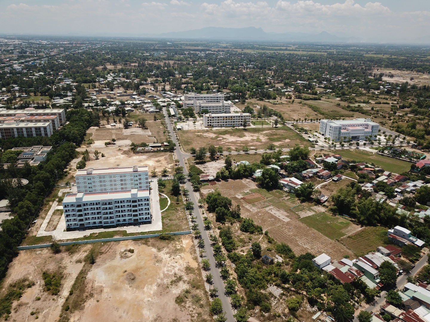 Làng Đại học treo 2 thế kỷ ở Đà Nẵng ảnh 2 Lang Dai hoc treo 2 the ky o Da Nang anh 2