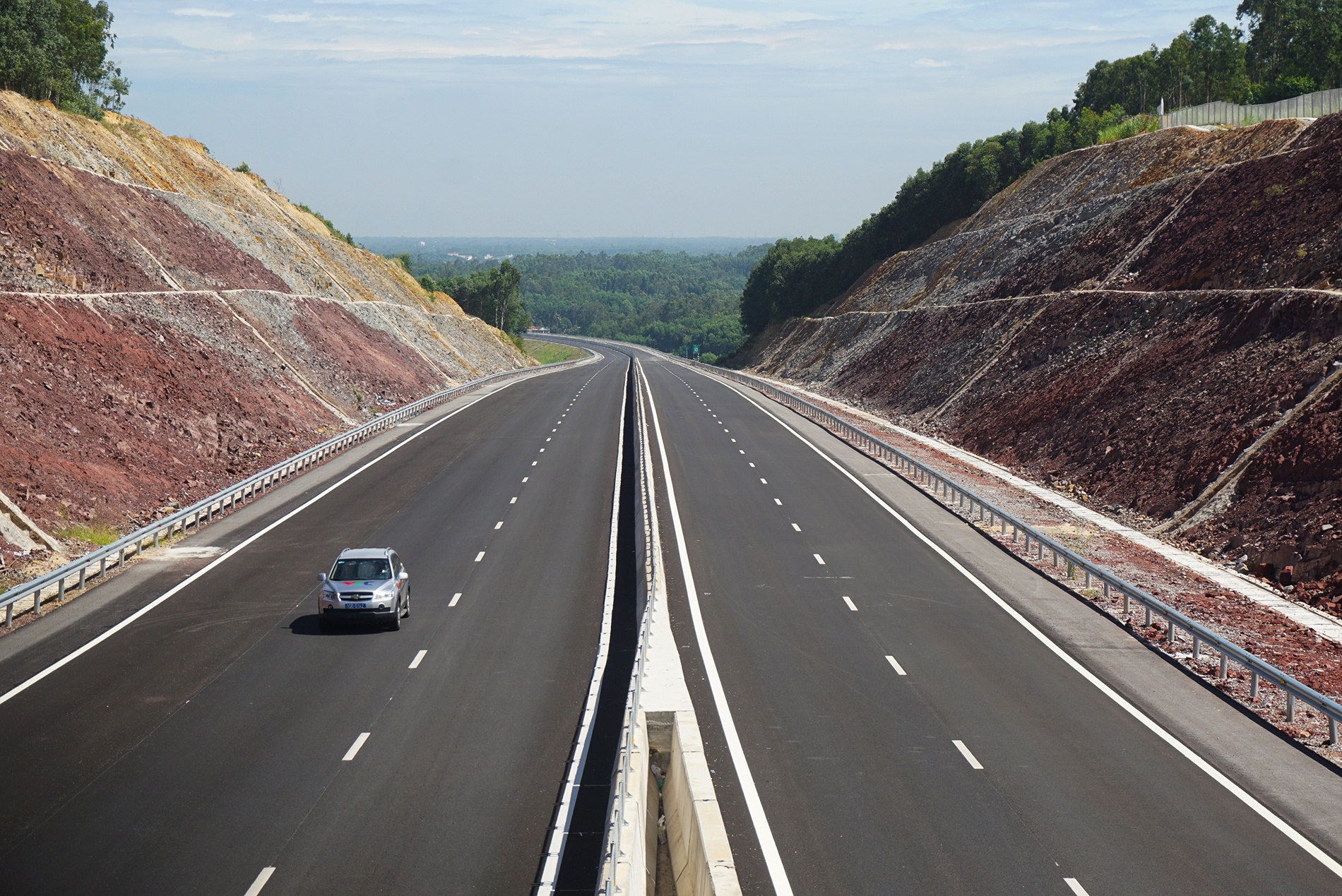 Chu dau tu cao toc Da Nang - Quang Ngai: Thong tuyen lay tien tra no hinh anh