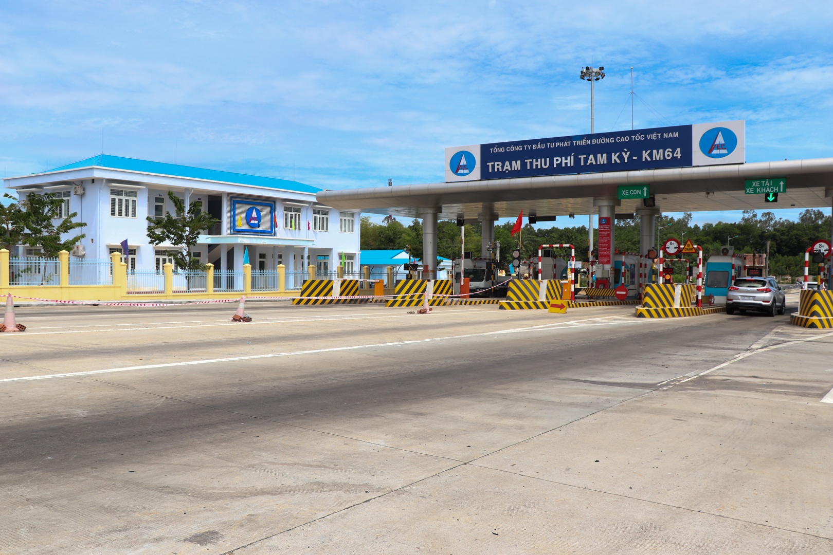 Thong xe cao toc Da Nang - Quang Ngai anh 11