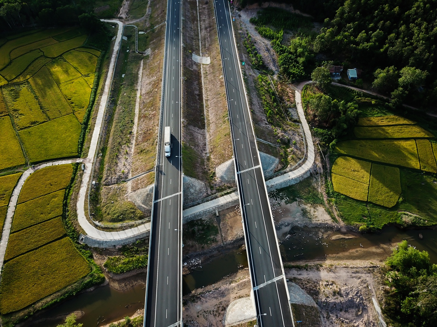 Thong xe cao toc Da Nang - Quang Ngai anh 6