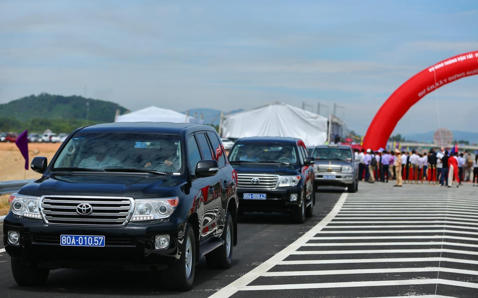 Pho thu tuong phat lenh thong xe cao toc tu Da Nang di Quang Ngai hinh anh