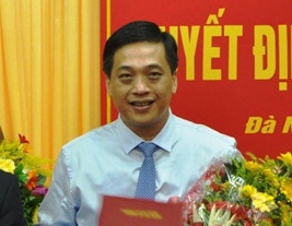 Ong Dao Tan Bang 'phu phep' de Da Nang giao dat Son Tra cho nguoi than hinh anh