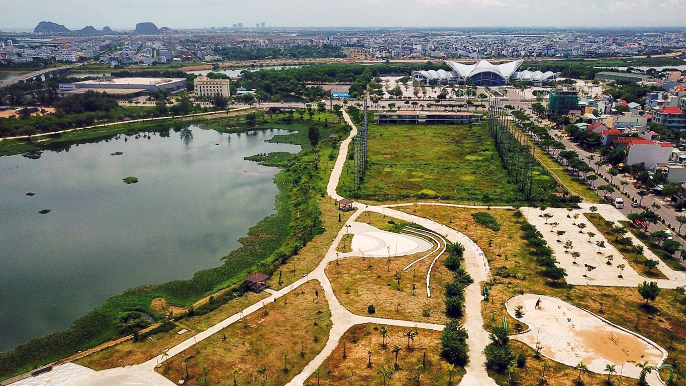 Cong vien 50 ty dong o Da Nang bo hoang anh 3