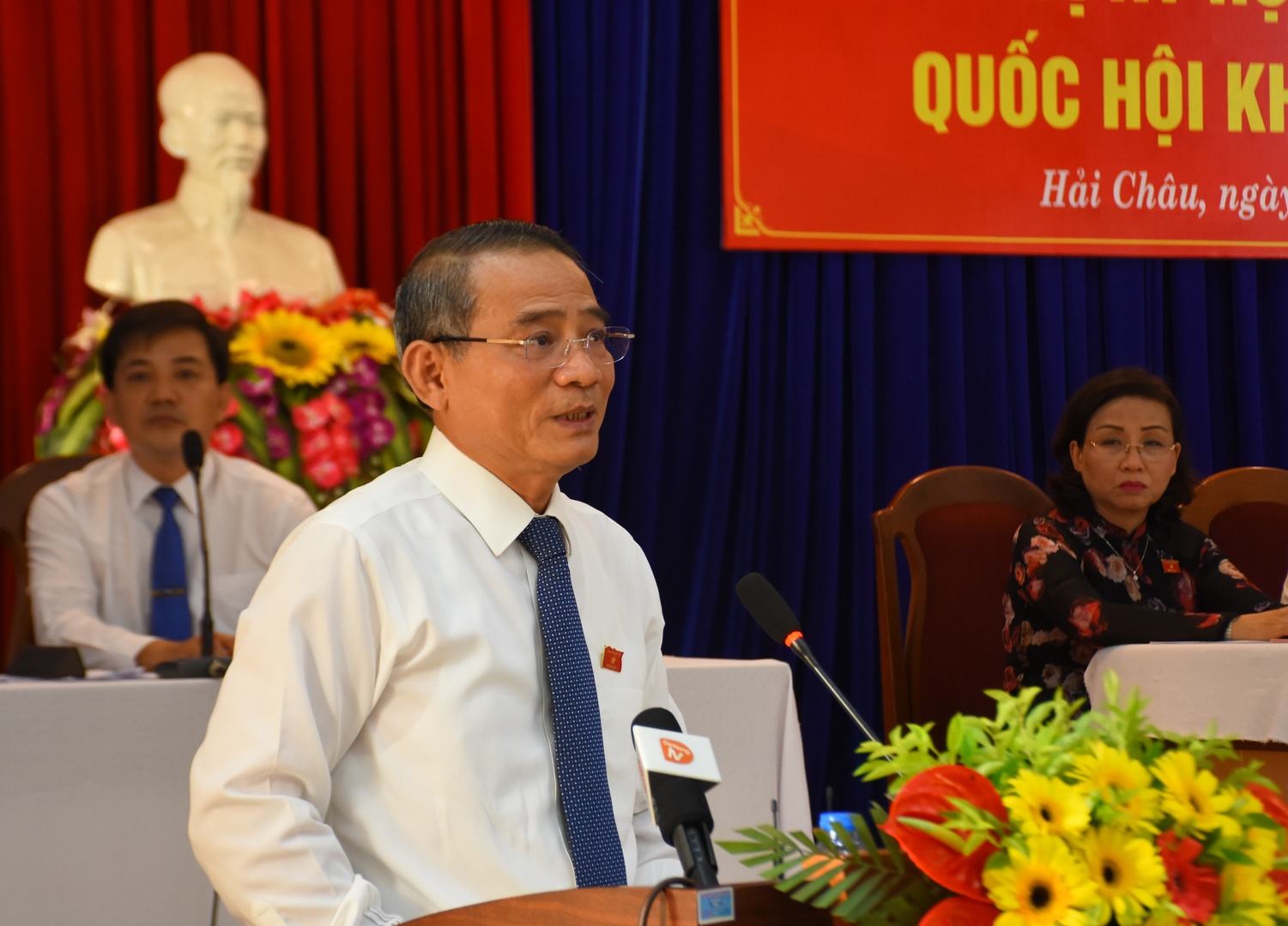 Ban dat quoc phong gan san bay Da Nang anh 1