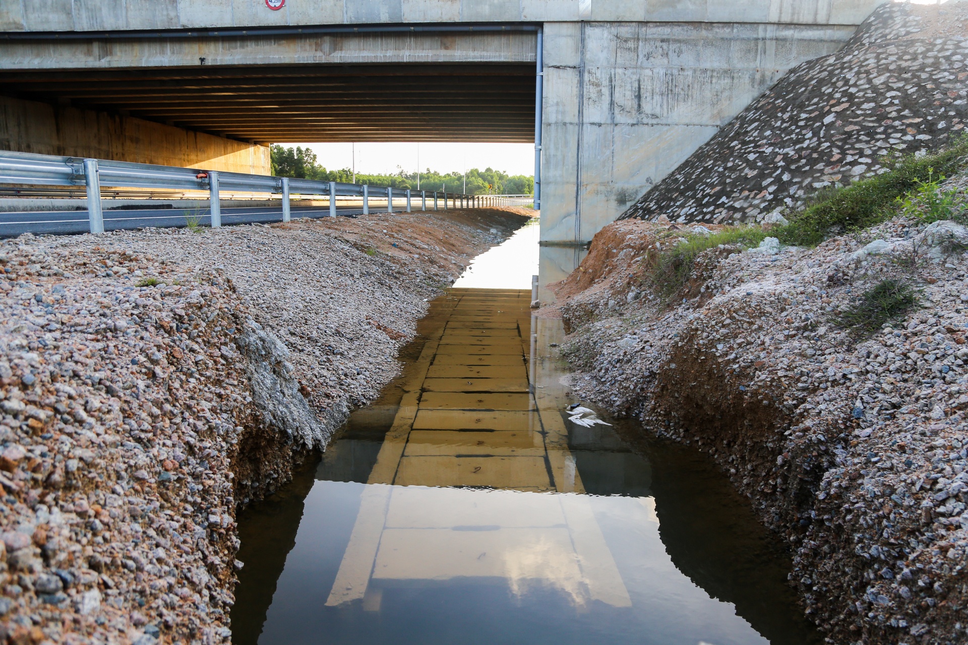 Cao toc moi thong xe ma co den 20 cay cau tham dot anh 8