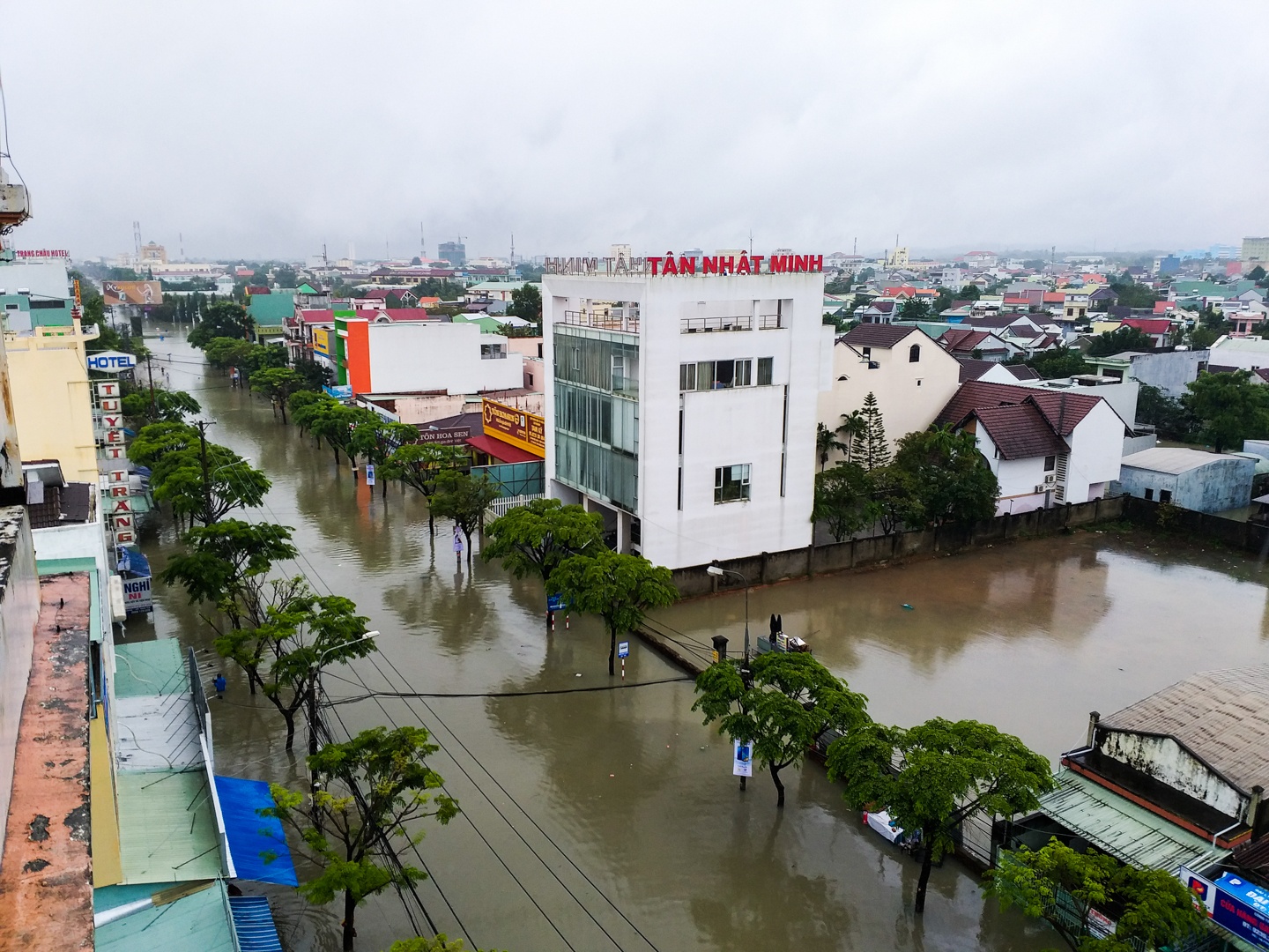 Tam Kỳ thất thủ sau trận mưa lớn ảnh 3 Tam Ky that thu sau tran mua lon anh 3