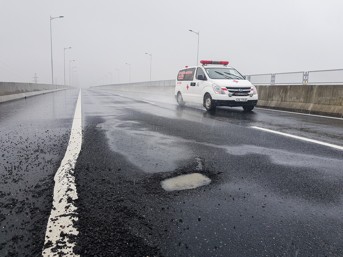 Cao toc 34.500 ty chi tiet o ga anh 4