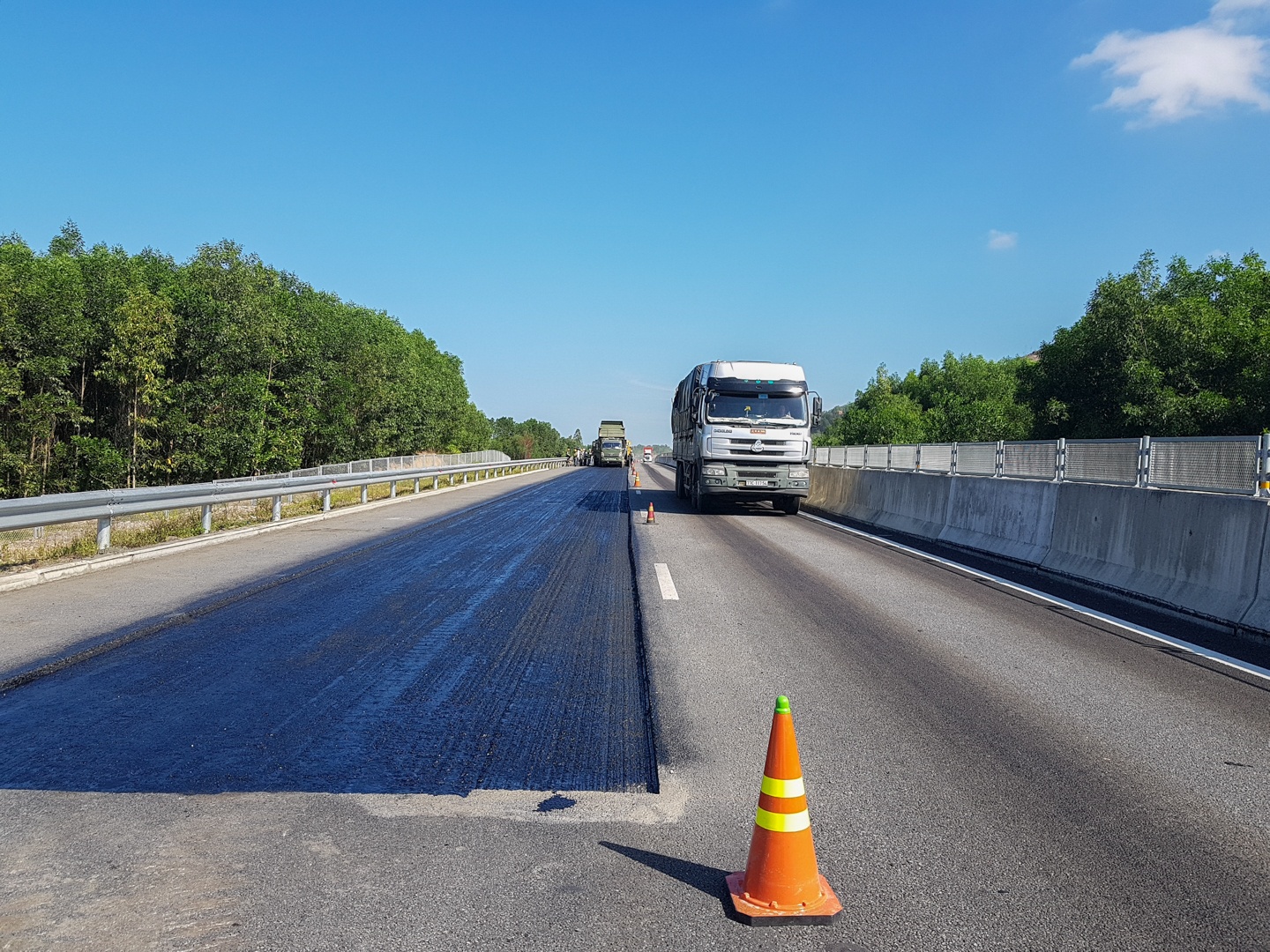 Cao toc 34.500 ty chi tiet o ga anh 9