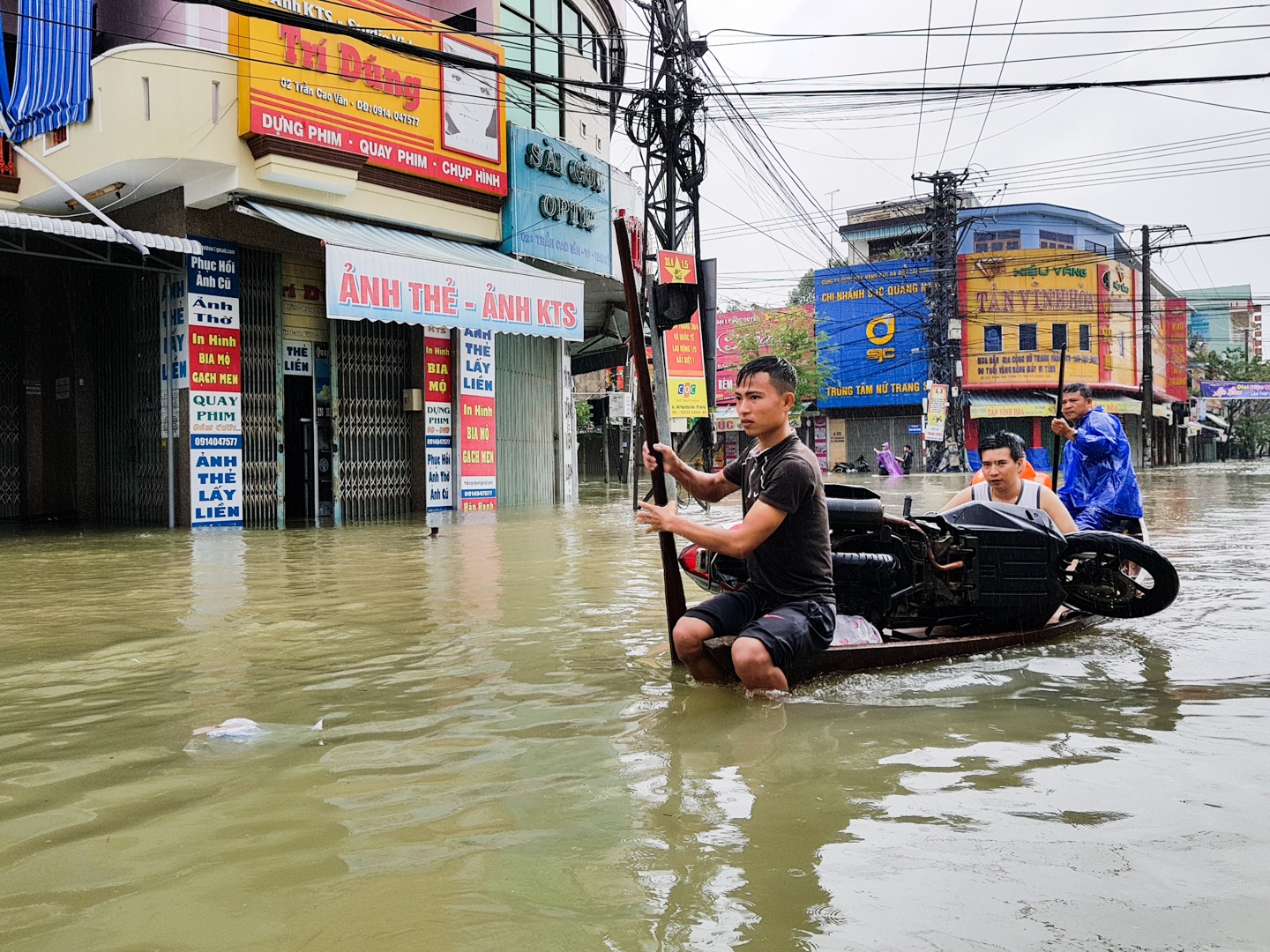 Cảnh báo mưa trên diện rộng ở miền Trung ảnh 2 Canh bao mua tren dien rong o mien Trung anh 2