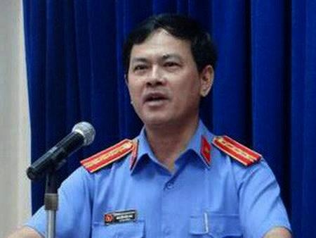 De nghi thu hoi the luat su cua ong Nguyen Huu Linh hinh anh