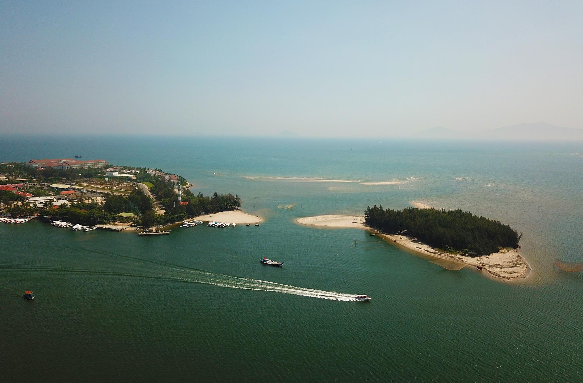 Con cat moi xuat hien ngoai khoi Cua Dai anh 2