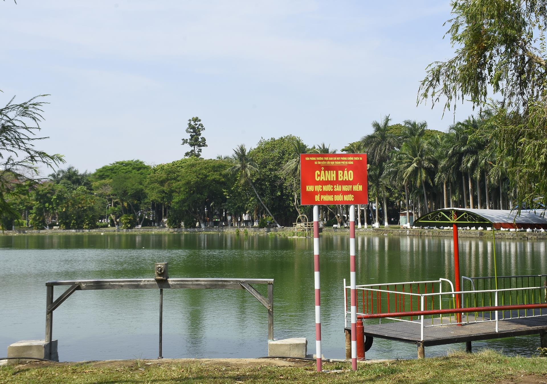 Nhech nhac o cong vien lon nhat Da Nang anh 2