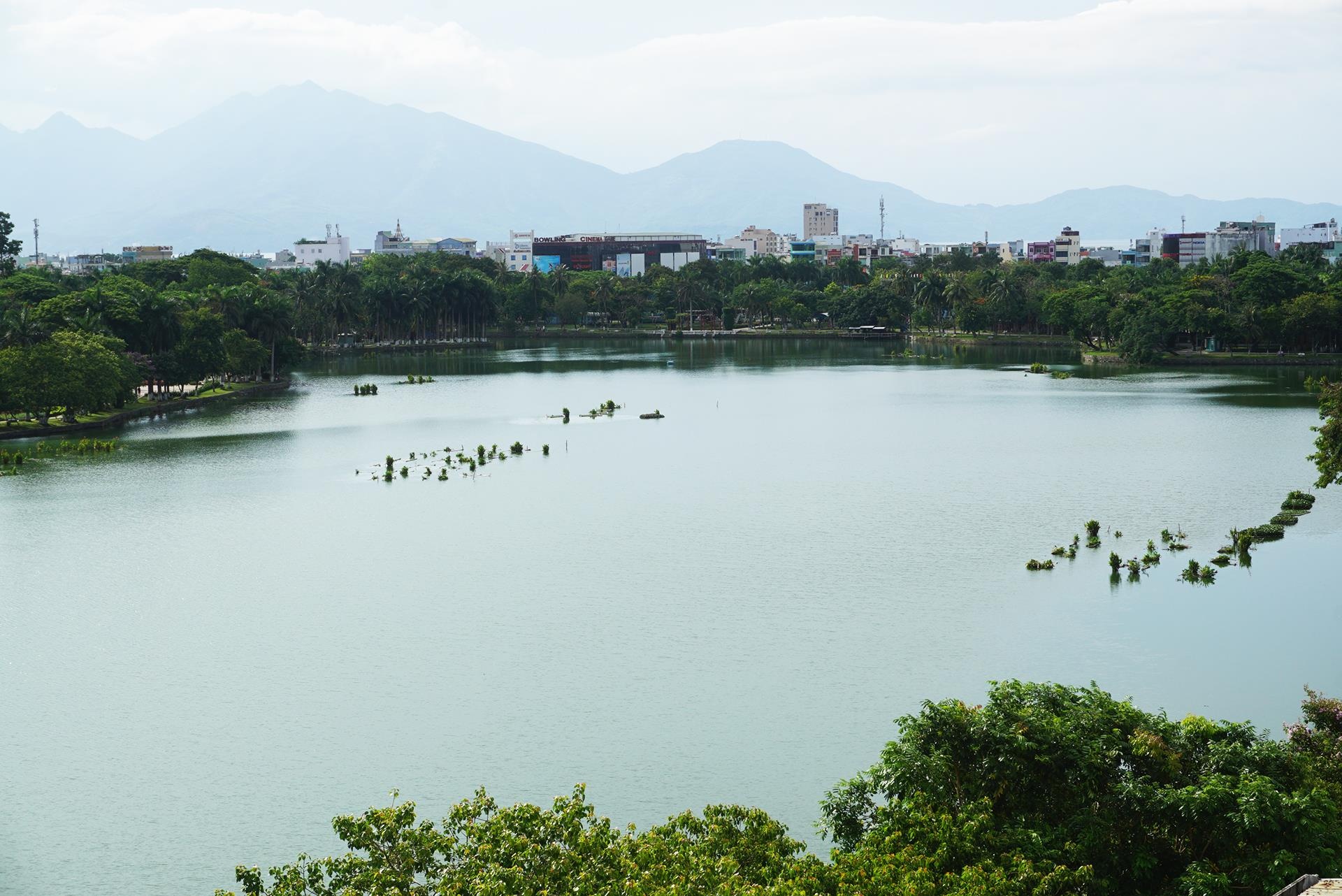 Nhech nhac o cong vien lon nhat Da Nang anh 1